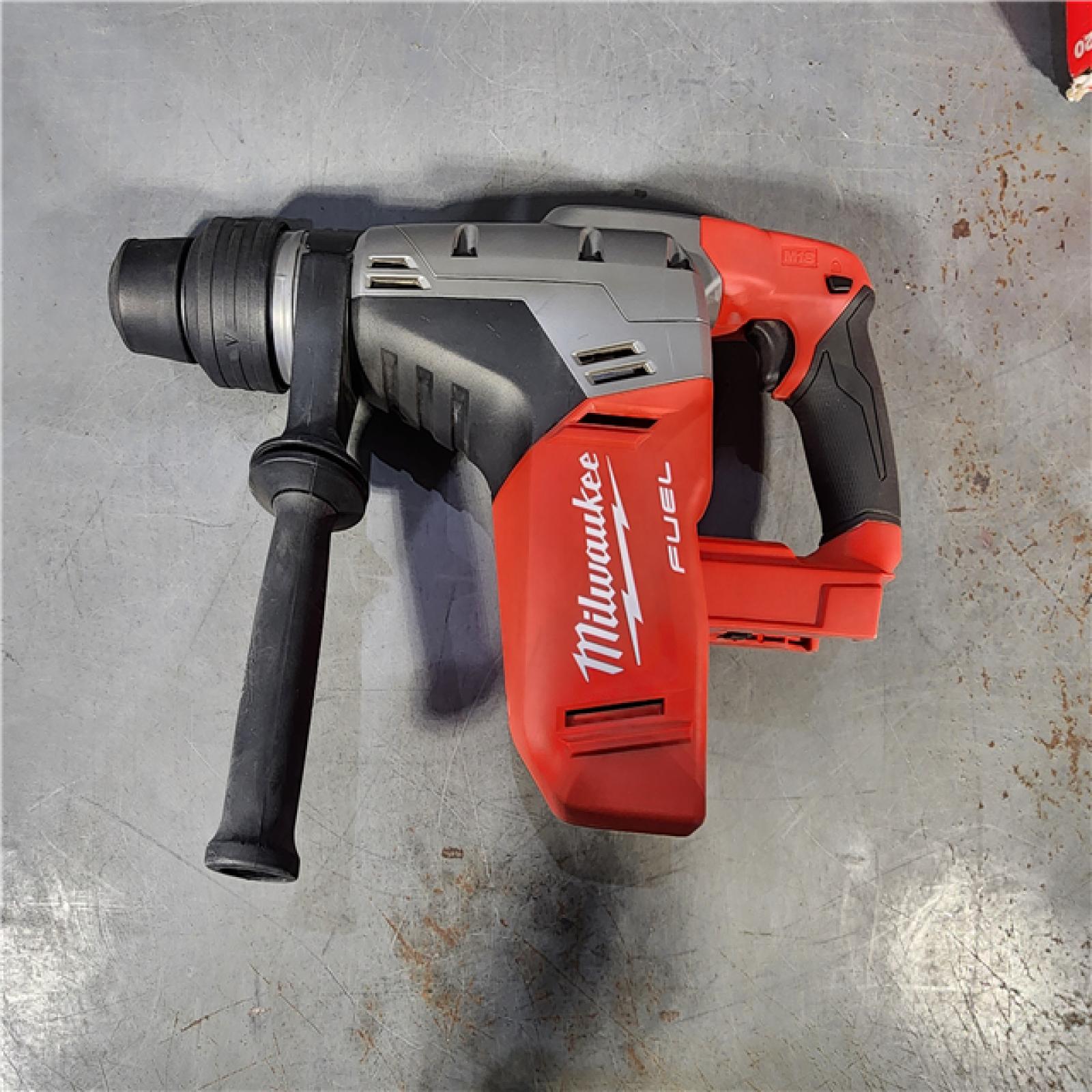 HOUSTON LOCATION - AS-IS M18 FUEL 18V Lithium-Ion Brushless Cordless 1-9/16 in. SDS-Max Rotary Hammer (Tool-Only)