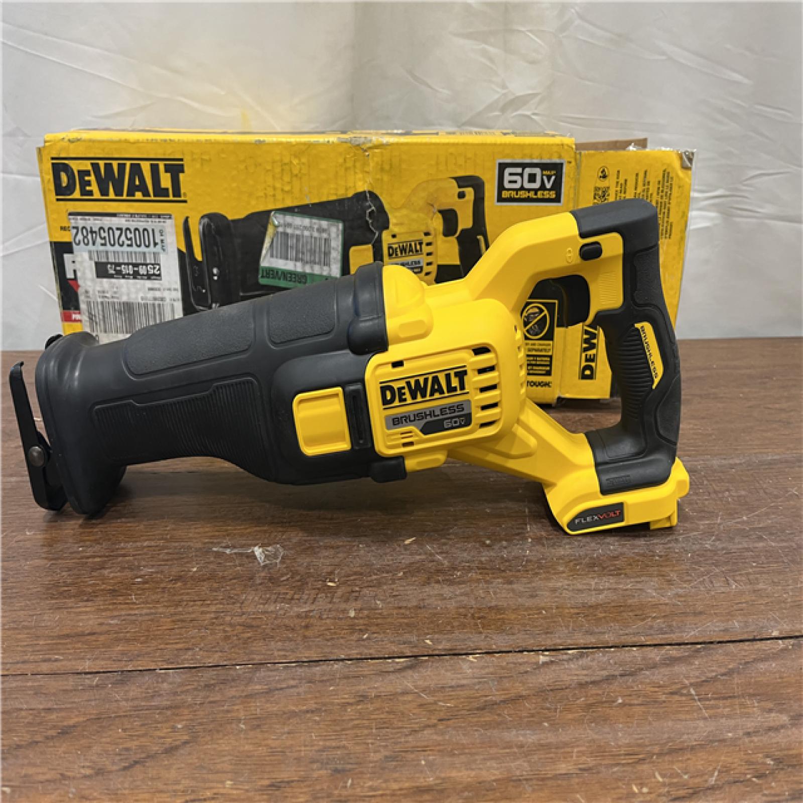 AS-ISDeWalt DCS389B FLEXVOLT 60V MAX Cordless Brushless Reciprocating Saw (Tool-Only)