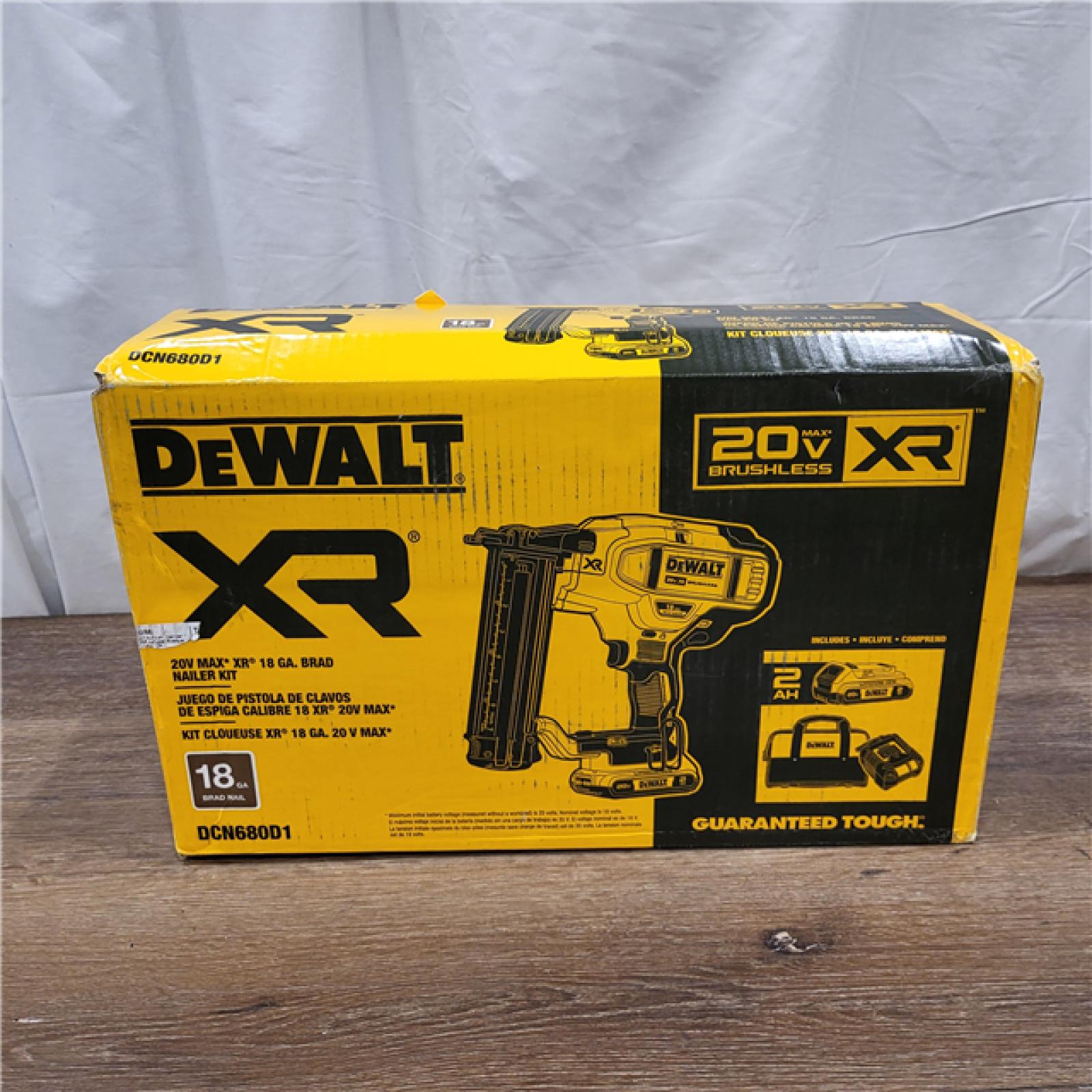 AS-IS DEWALT 20V MAX XR 18 Gauge Brad Nailer Kit