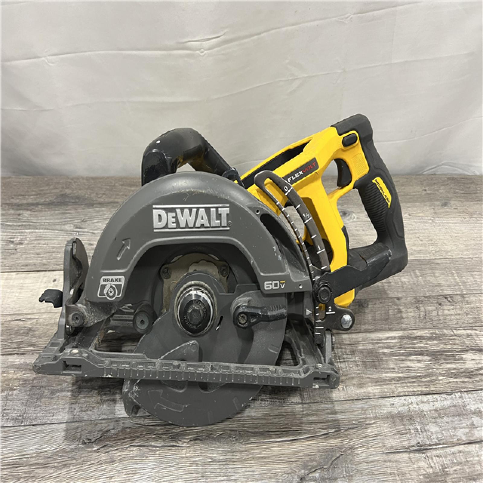 AS-IS DEWALT FLEXVOLT 60V MAX Cordless Brushless 7-1/4 in. Wormdrive Style Circular Saw (Tool Only)