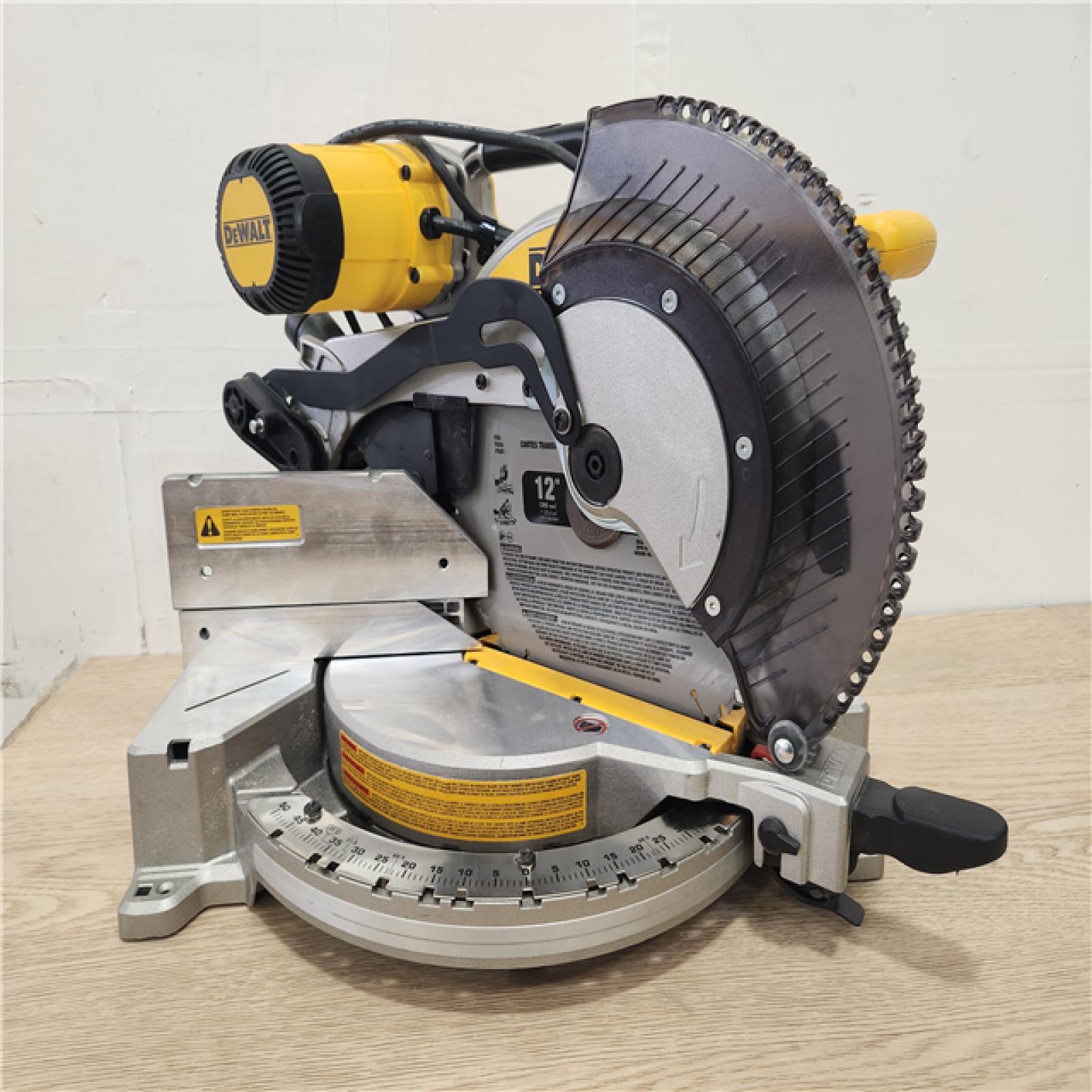 Phoenix Location DEWALT 15 Amp Corded 12 in. Compound Double Bevel Miter Saw