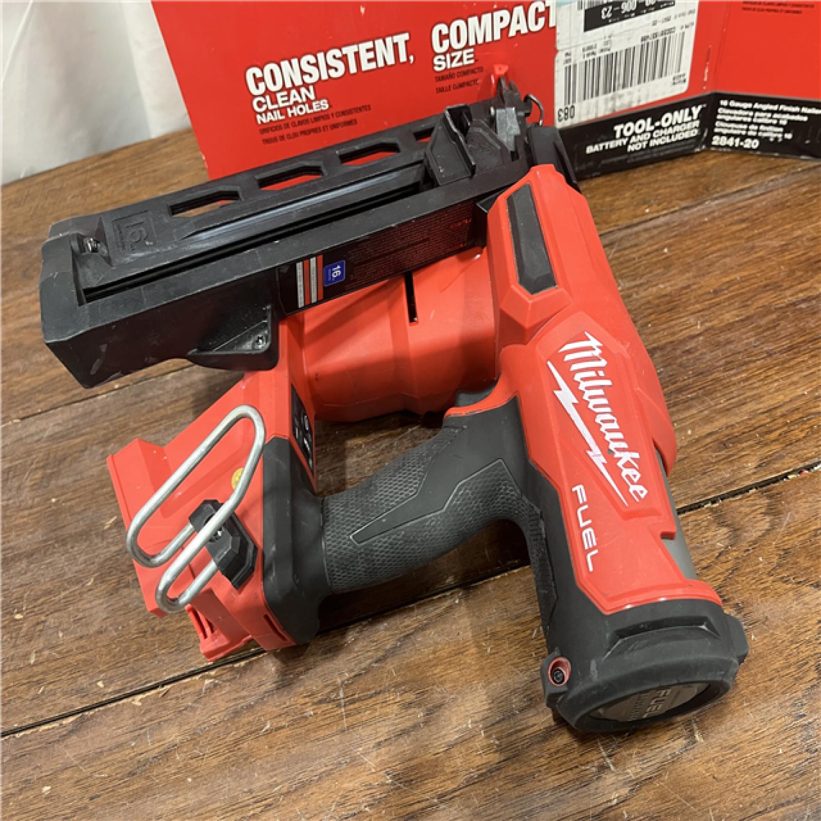 AS-ISMilwaukee 2841-20 18V Cordless Gen II 16 Gauge Angled Finish Nailer (Tool Only)