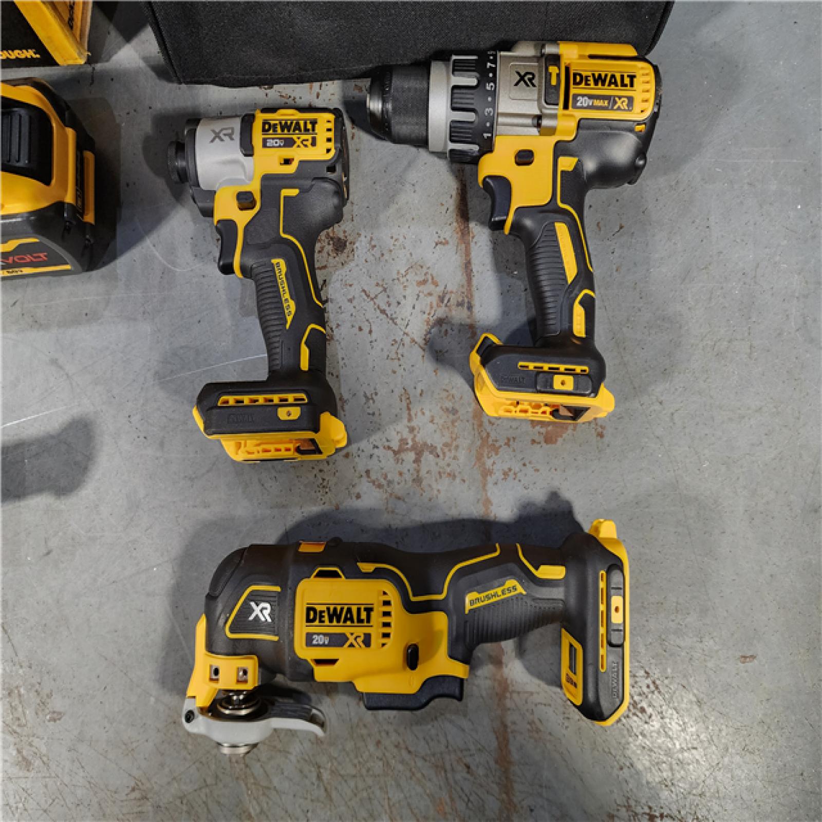 HOUSTON LOCATION - AS-IS (APPEARS LIKE NEW) DEWALT 20-Volt Lithium-Ion Cordless 3-Tool Combo Kit with FLEXVOLT 9 Ah and 20V 6 Ah Batteries and Charger