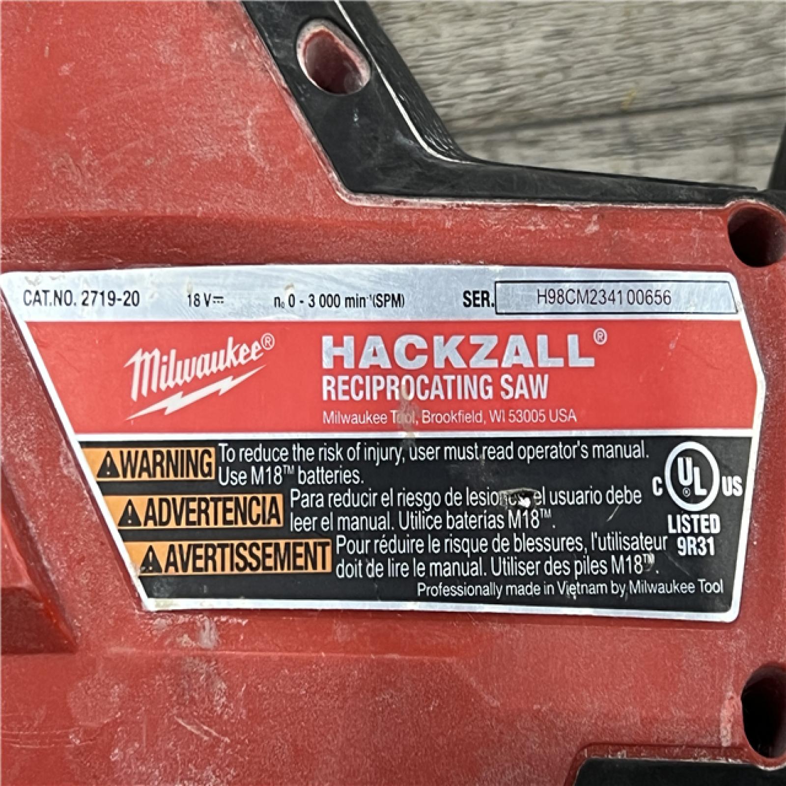 AS-IS MILWAUKEE M18 FUEL 18V Lithium-Ion Brushless Cordless HACKZALL Reciprocating Saw (Tool-Only)