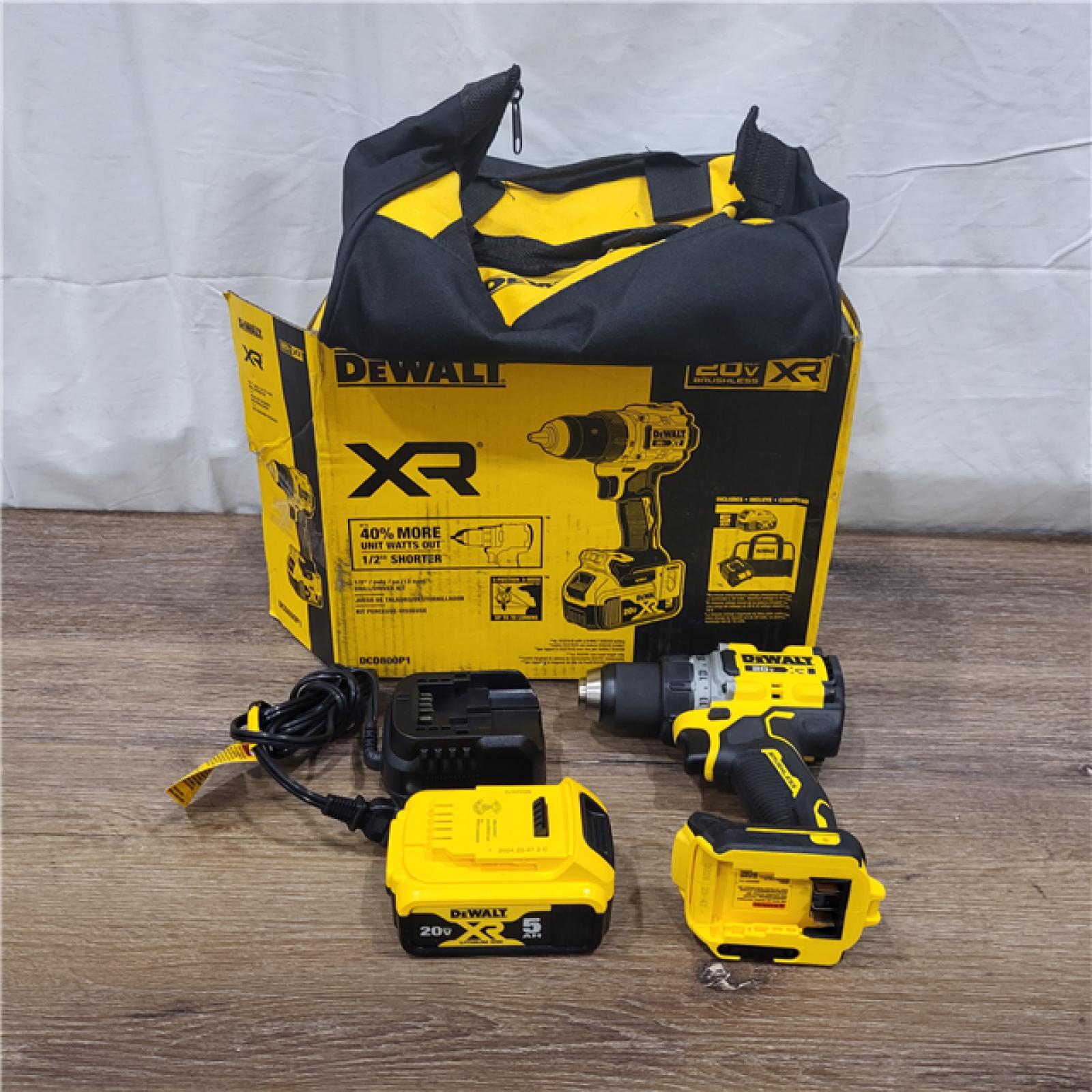 AS-IS DEWALT 20V MAX XR Brushless Cordless 1/2 Drill/Driver Kit