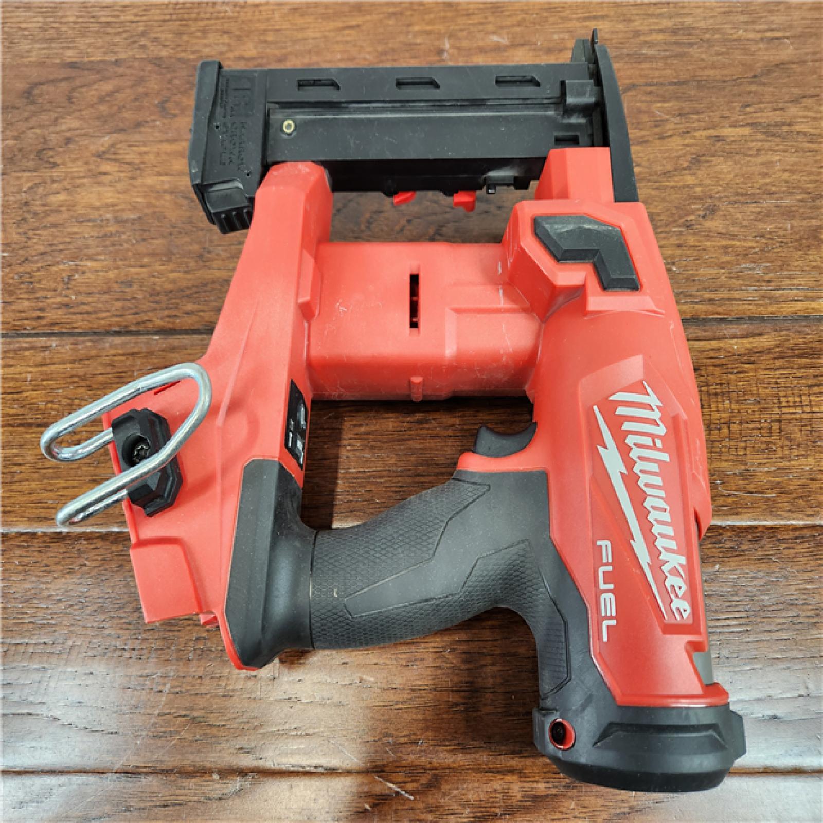 AS-IS Milwaukee M18 FUEL Brushless Cordless 18-Gauge 1-1/2 Narrow Crown Stapler (Tool Only)