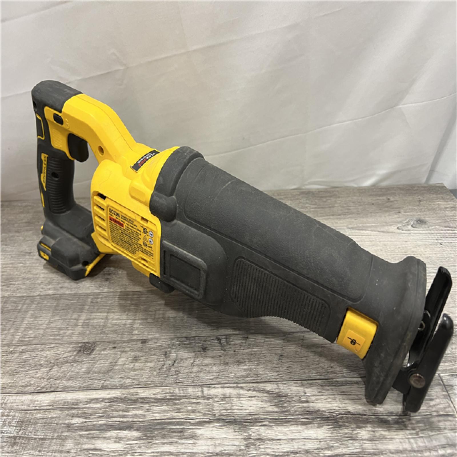 AS-IS DEWALT 20V MAX Lithium Ion Cordless Brushless Reciprocating Saw with FLEXVOLT ADVANTAGE (Tool Only)