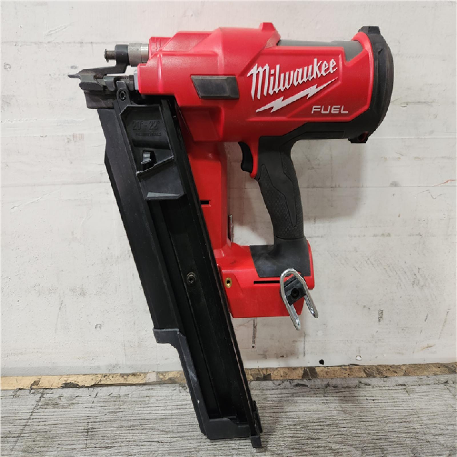 Phoenix Location NEW Milwaukee M18 FUEL 18-Volt Lithium-Ion Brushless Cordless Gen II 16-Gauge Angled Finish Nailer (Tool-Only)