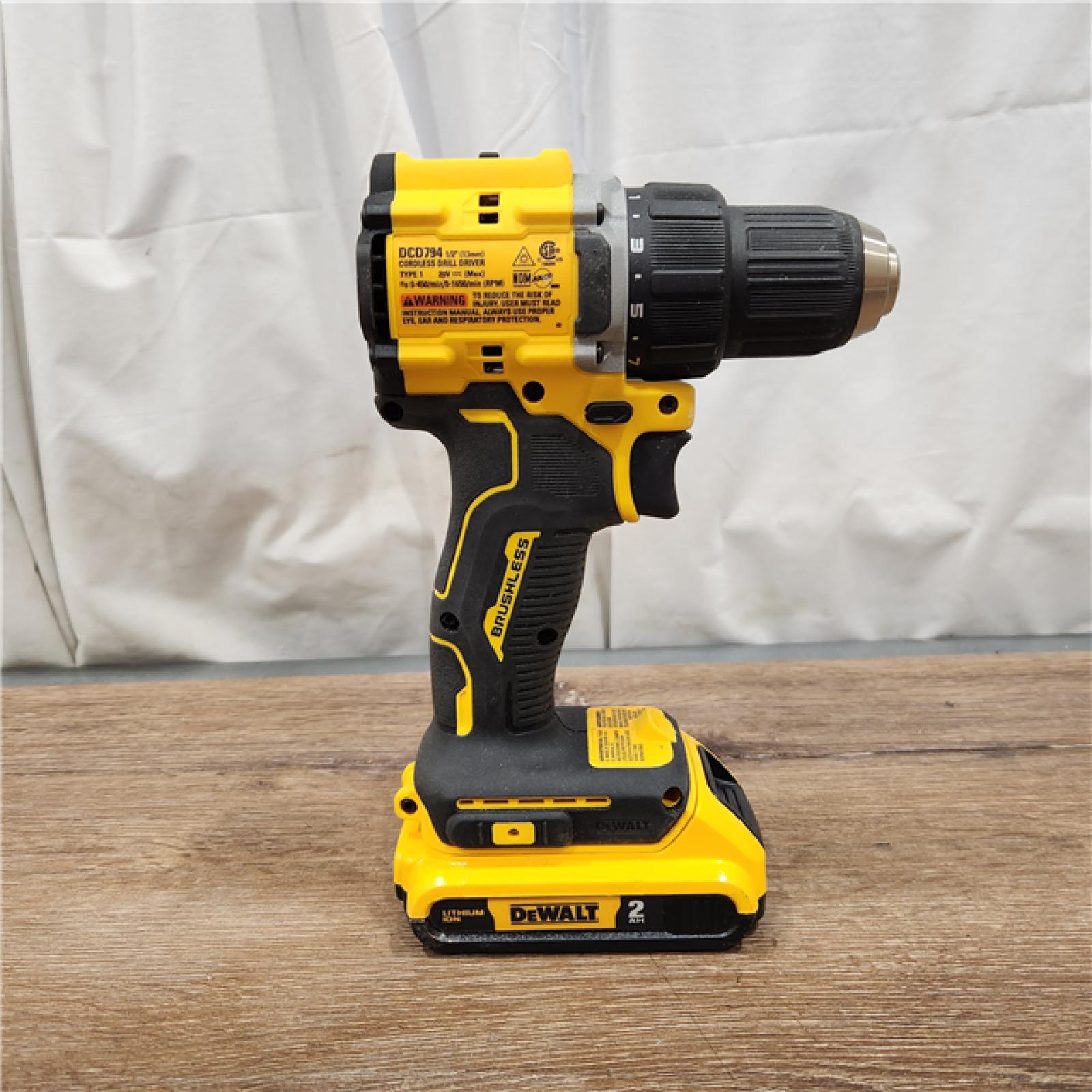 AS-IS DeWalt ATOMIC COMPACT SERIESâ„¢ 20V MAX* Brushless Cordless 1/2 in. Drill/Driver