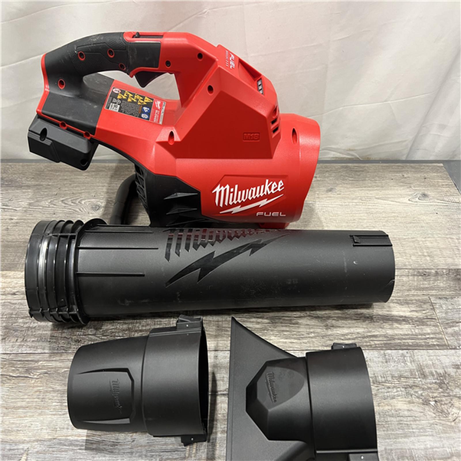 AS-IS Milwaukee M18 FUEL Dual Battery 145 Mph 600 CFM 18 V Battery Handheld Blower Tool Only