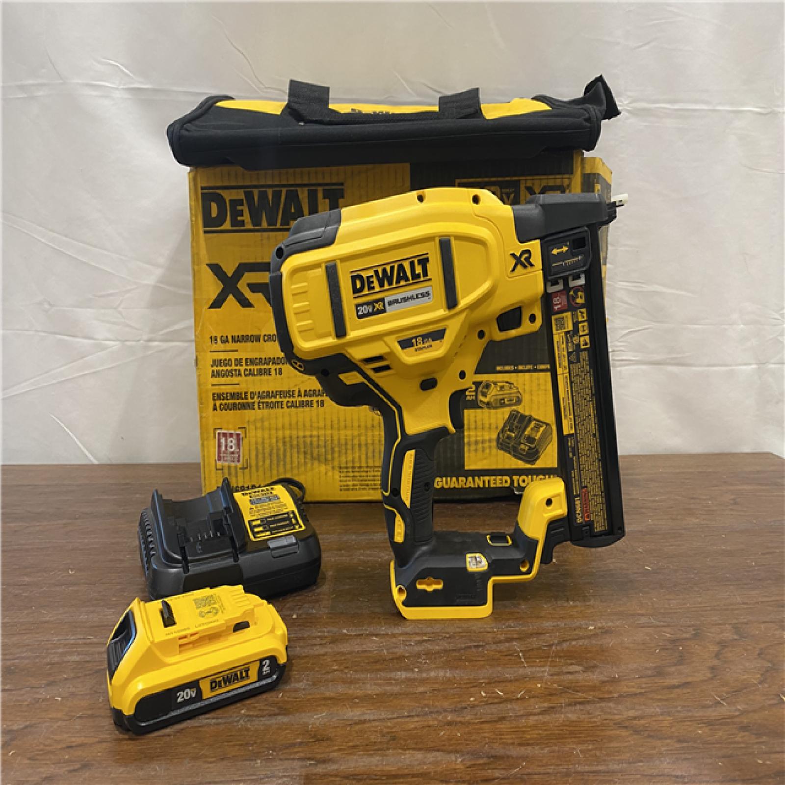 AS-IS DEWALT 20V-MAX XR 18GA BRAD NAILER KIT