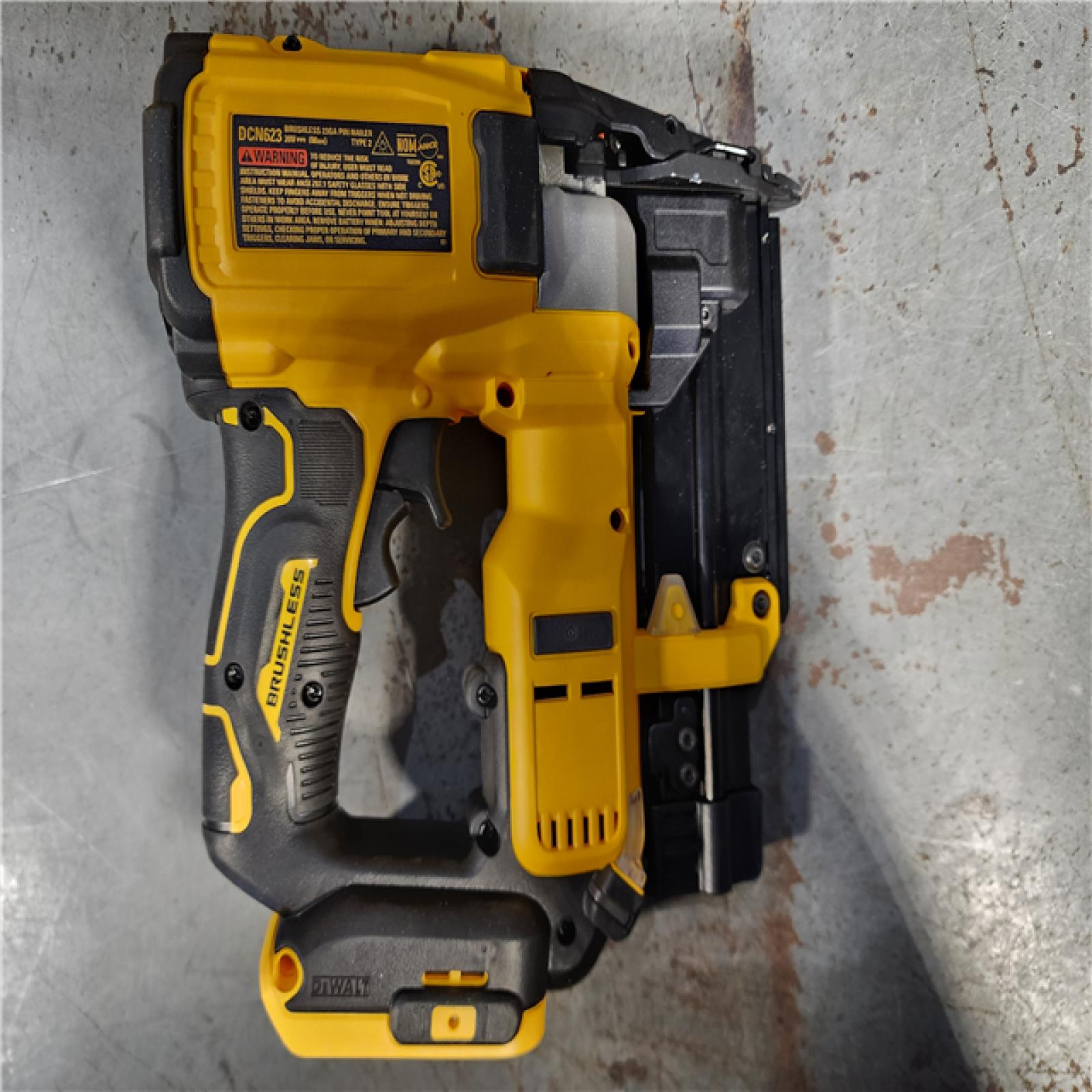 HOUSTON LOCATION - AS-IS DEWALT ATOMIC 20V MAX Lithium Ion Cordless 23 Gauge Pin Nailer Kit with 2.0Ah Battery and Charger