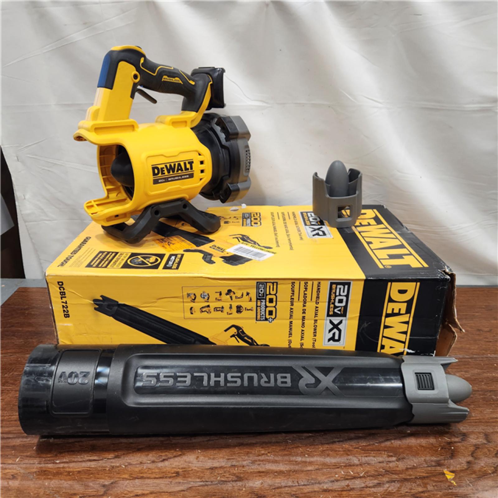 AS-IS DEWALT 20V MAX 125 MPH 450 CFM Brushless Cordless Battery Powered Blower (Tool Only)