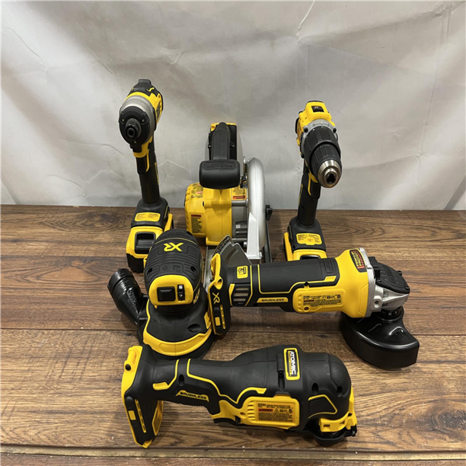 AS IS Dewalt 20-Volt MAX ToughSystem Lithium-Ion 6-Tool Cordless Combo Kit