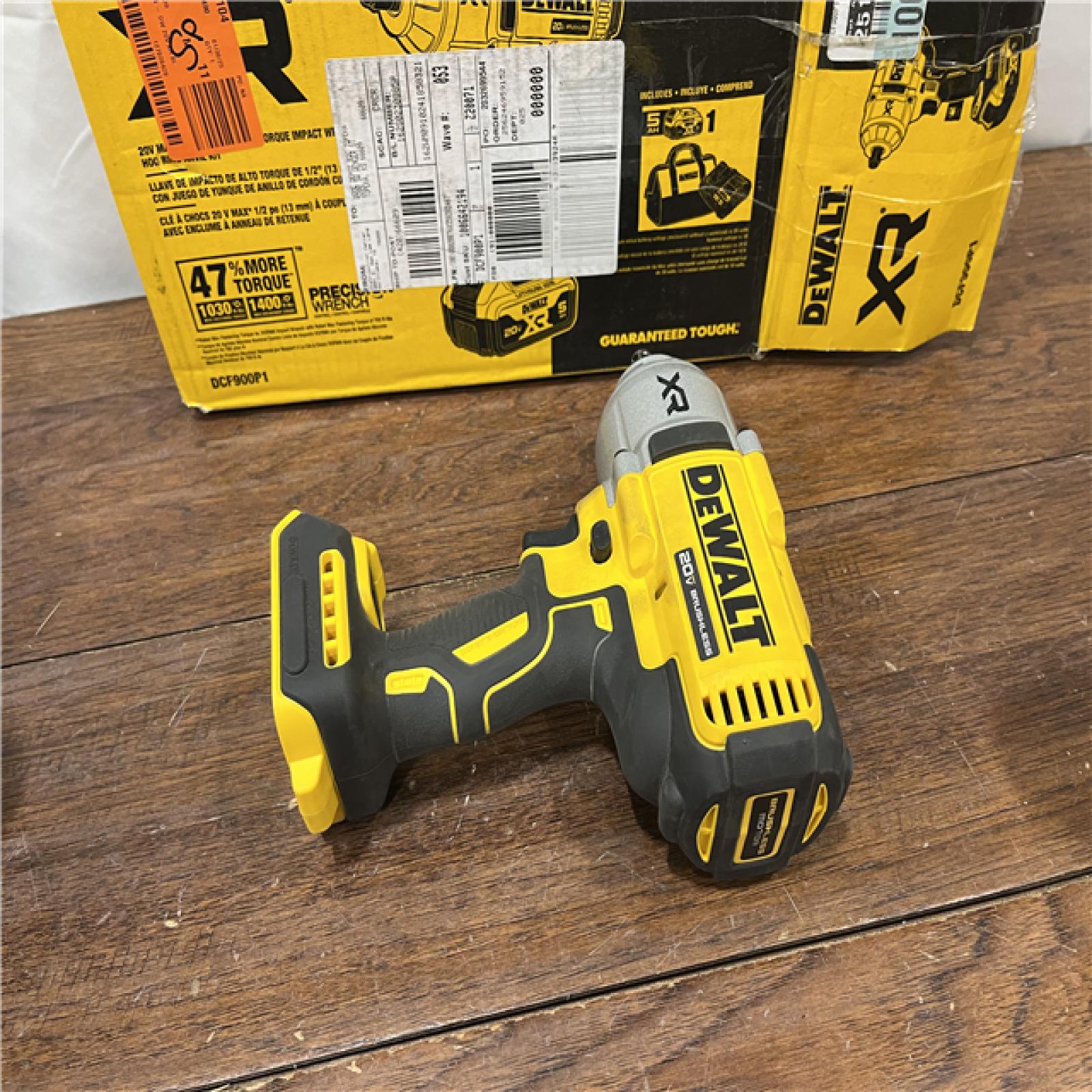 AS-ISDEWALT 20V MAX* XR 1/2  High Torque Impact Wrench with Hog Ring Anvil