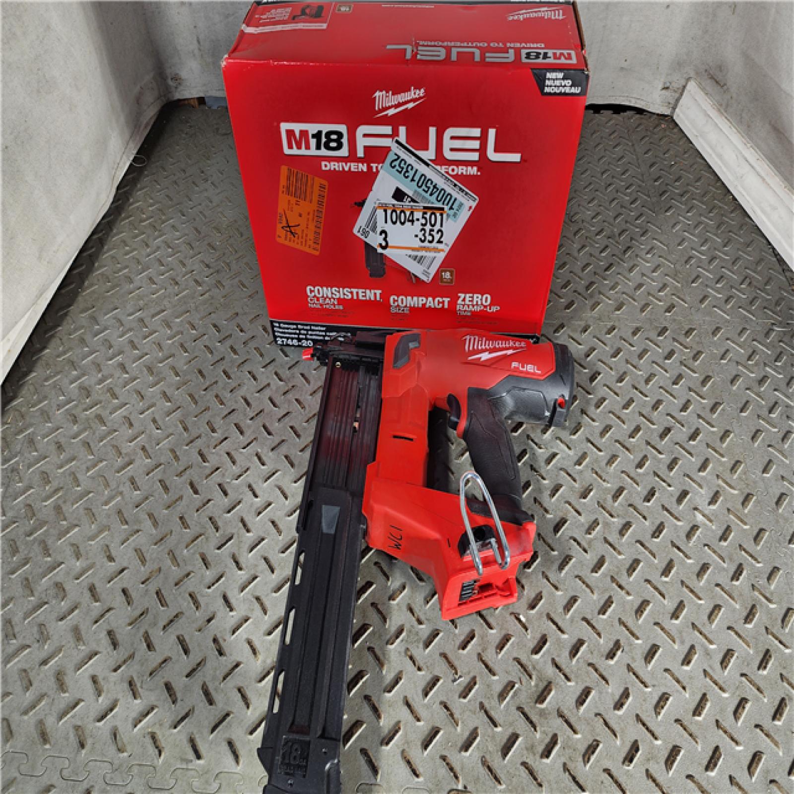 HOUSTON LOCATION - AS-IS Milwaukee M18 Fuel 18V Brushless 18-Gauge Brad Nailer 2746-20 (Bare Tool)