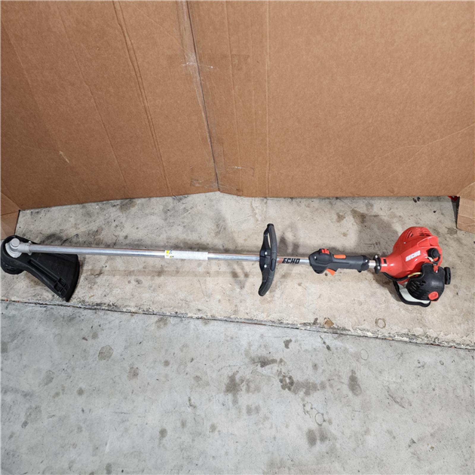 HOUSTON LOCATION - AS-IS 21.2 Cc Gas 2-Stroke Straight Shaft String Trimmer