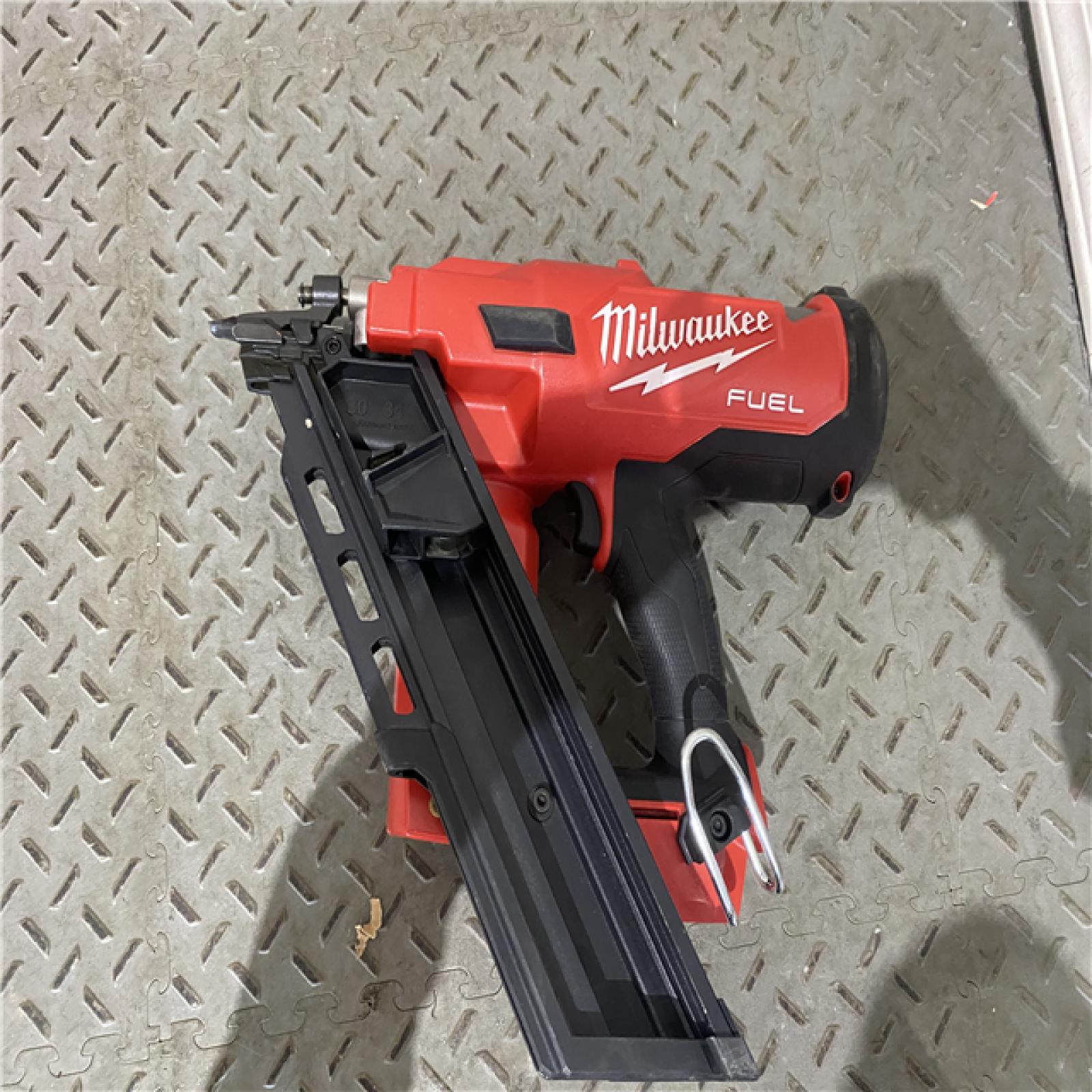 Houston location AS-IS MILWAUKEE M18 FUEL 3-1/2 in. 18-Volt 30-Degree Lithium-Ion Brushless Cordless Framing Nailer (Tool-Only)