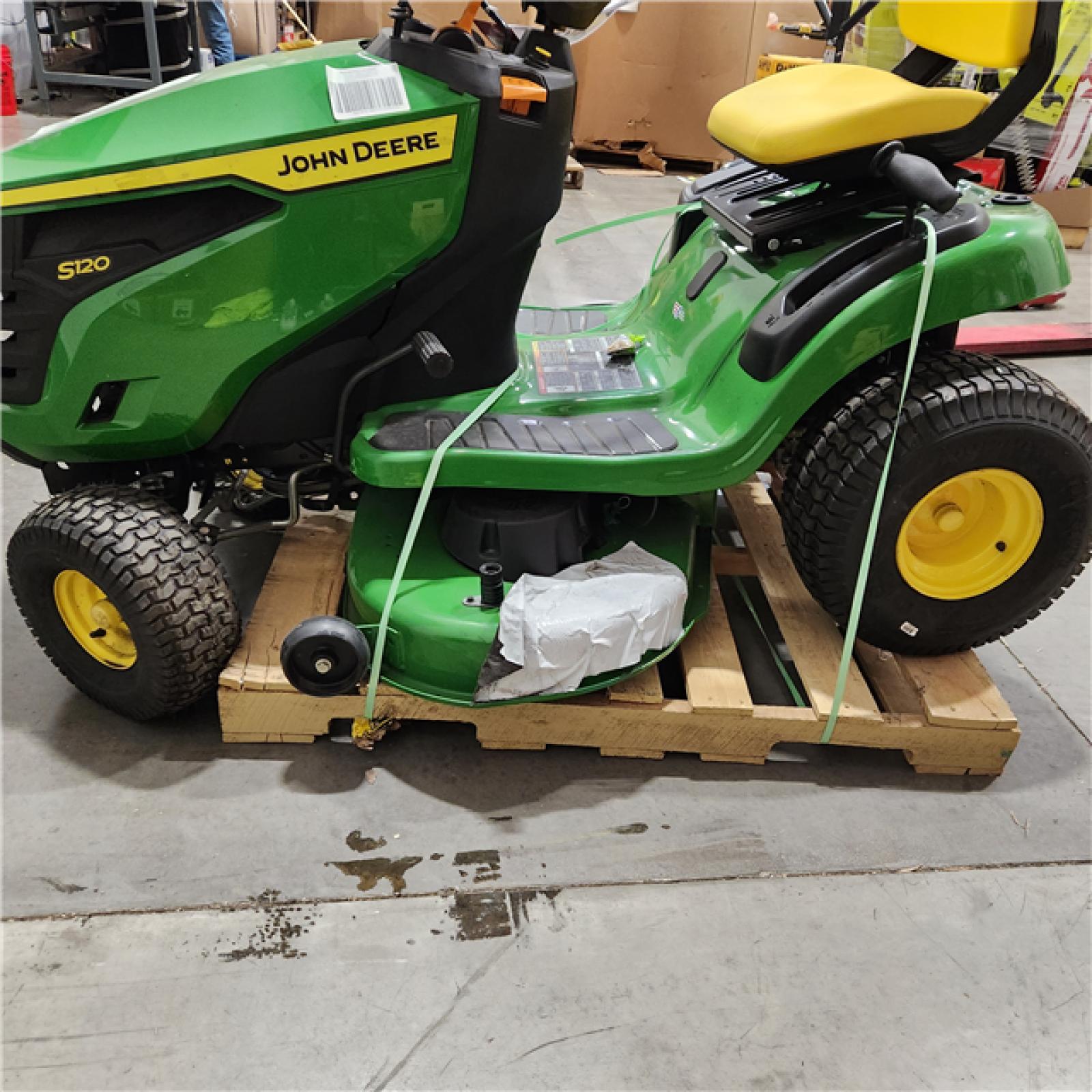 Dallas Location - As-Is John Deere S120 42 in. 22 HP V-Twin Gas Hydrostatic Riding Lawn Mower