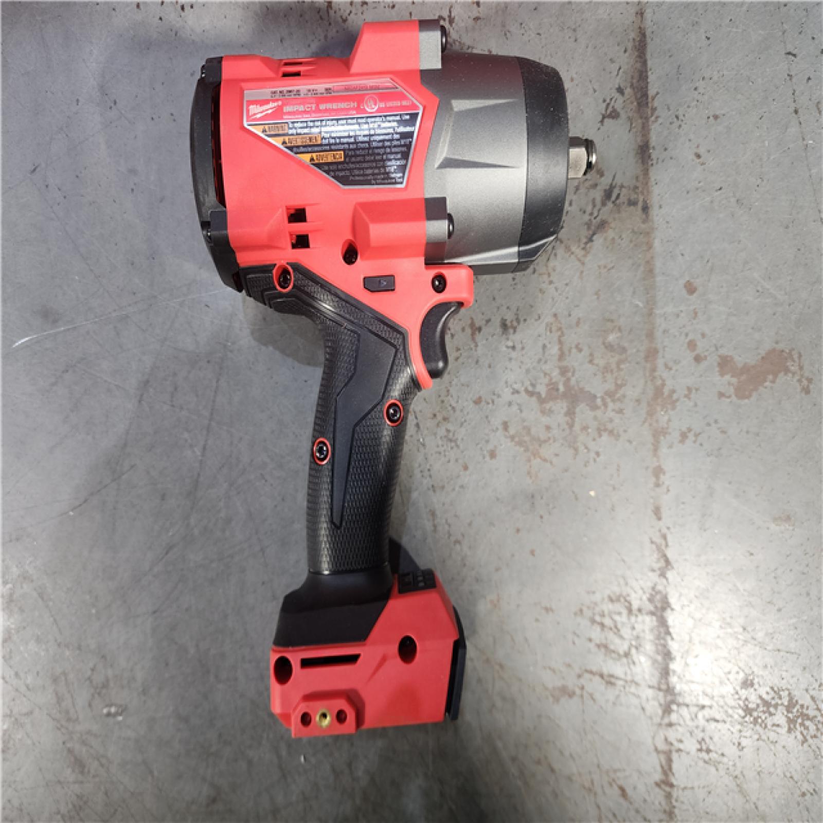 HOUSTON LOCATION - AS-IS Milwaukee M18 1/2 in. Cordless Brushless High Torque Impact Wrench Kit (Battery & Charger)