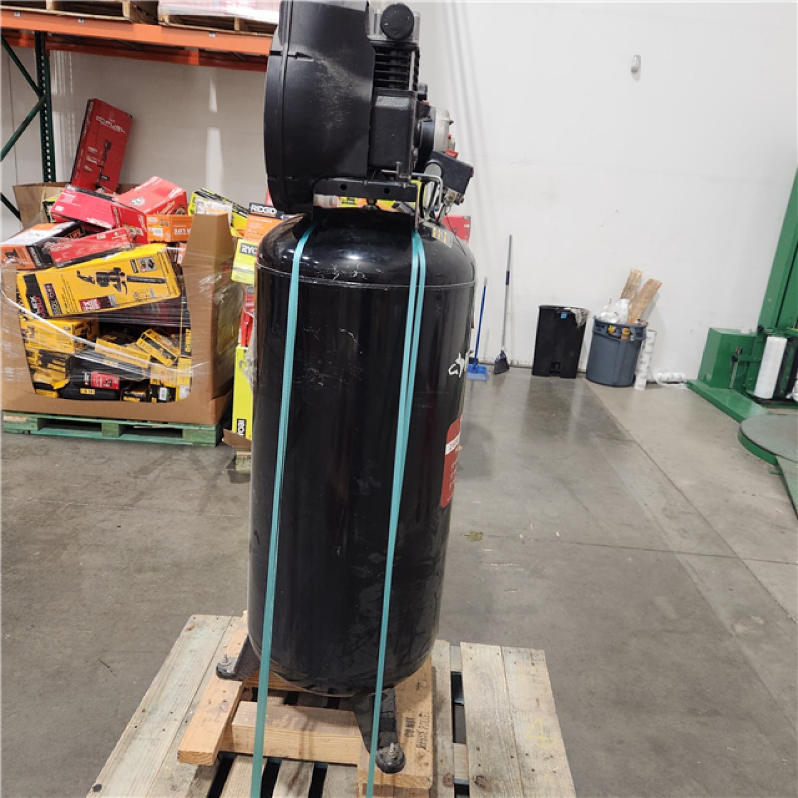 Dallas Location - As-Is Husky C603H Stationary Electric Air Compressor