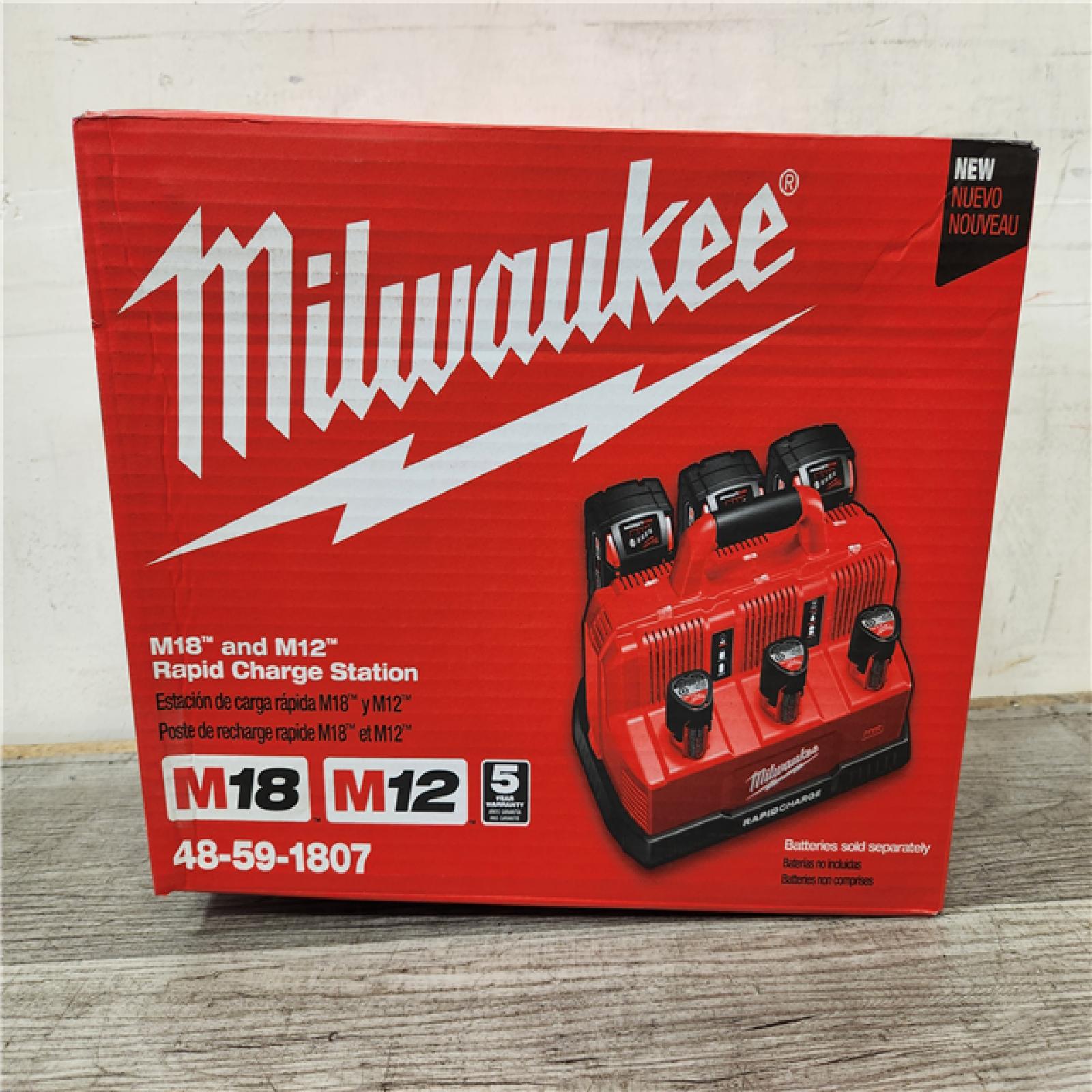 Phoenix Location NEW Milwaukee M12 and M18 12-Volt/18-Volt Lithium-Ion Multi-Voltage 6-Port Sequential Rapid Battery Charger (3 M12 and 3 M18 Ports)