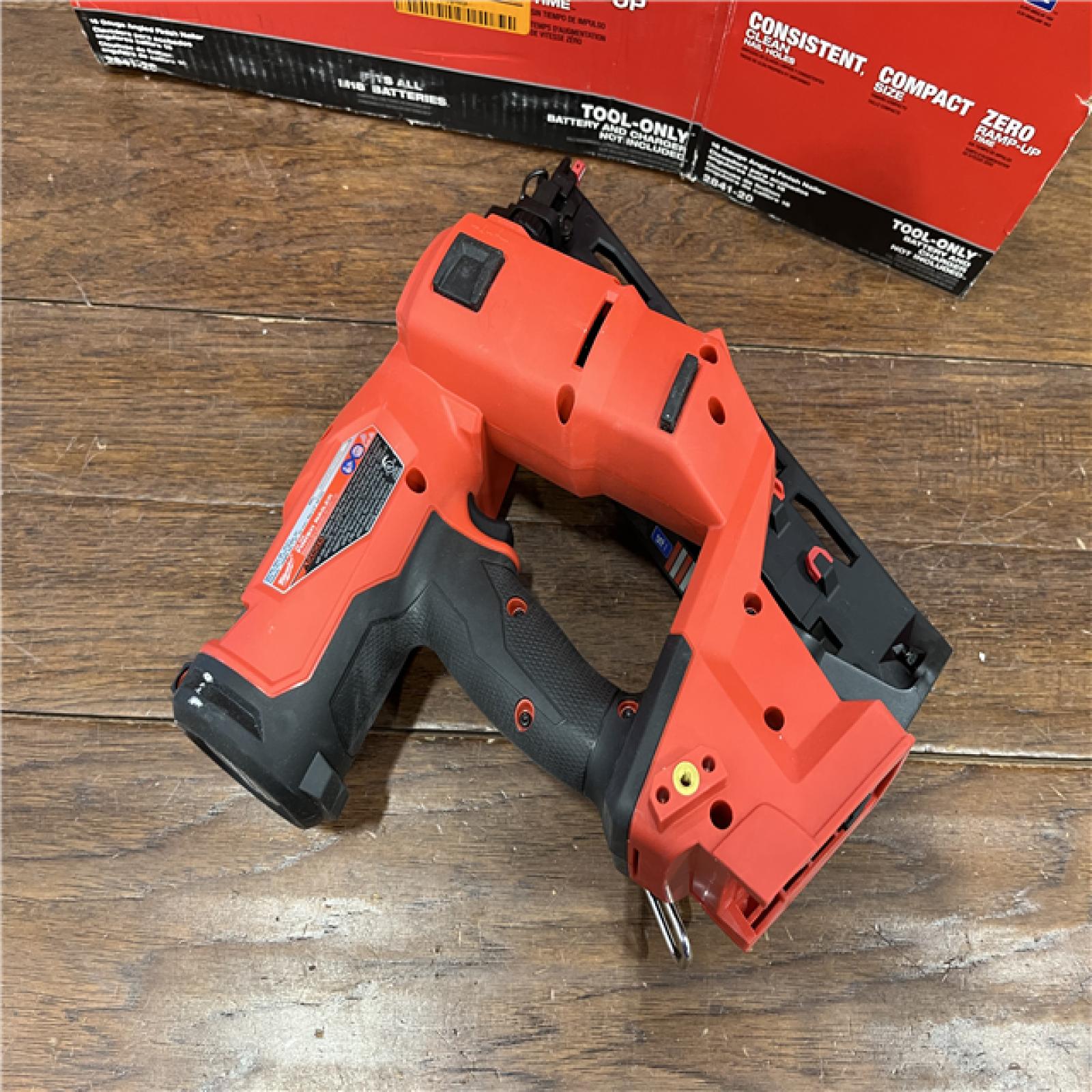 AS-ISMilwaukee 2841-20 18V Cordless Gen II 16 Gauge Angled Finish Nailer (Tool Only)