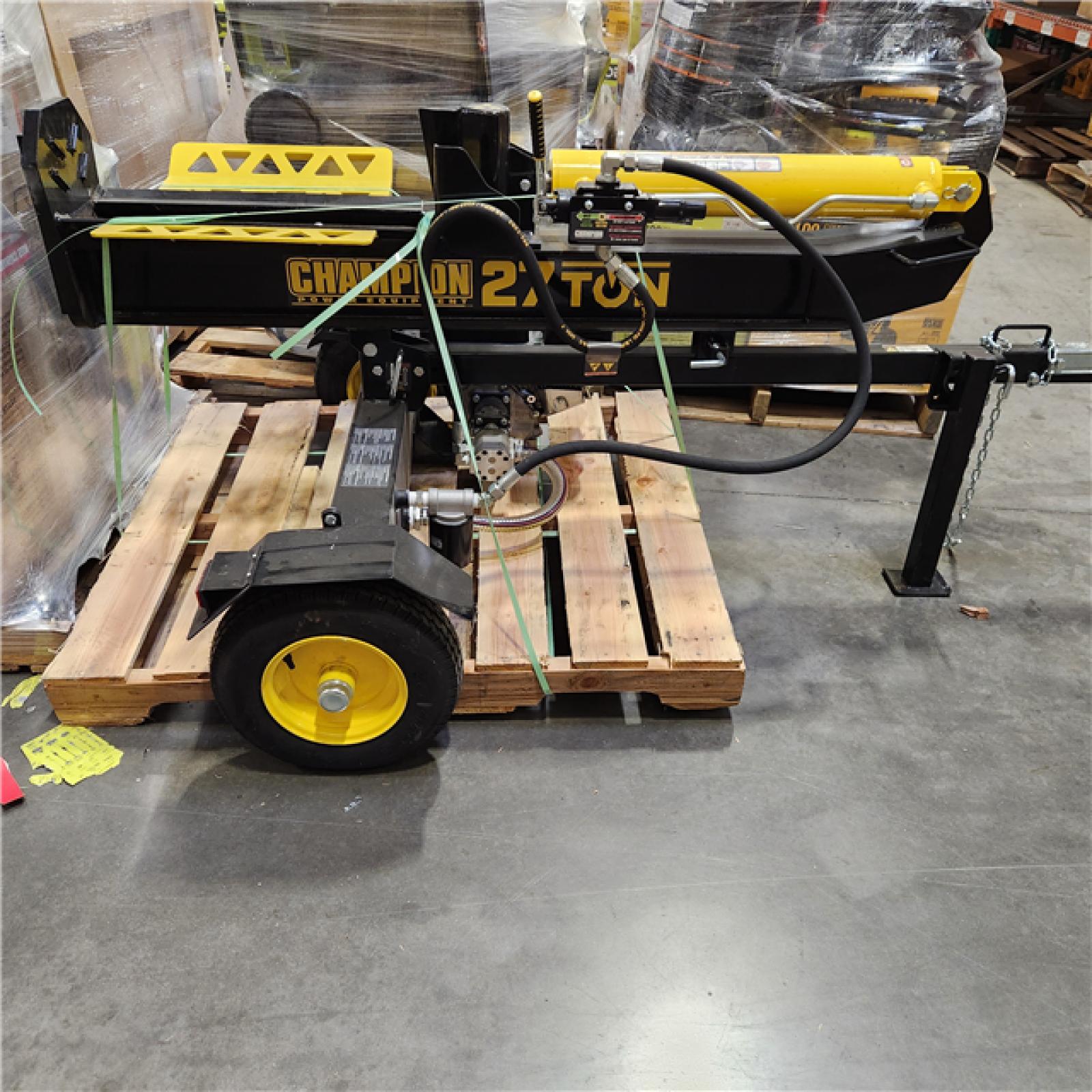 Dallas Location - As-Is Champion Power Equipment 27-Ton Gas-Powered Log Splitter