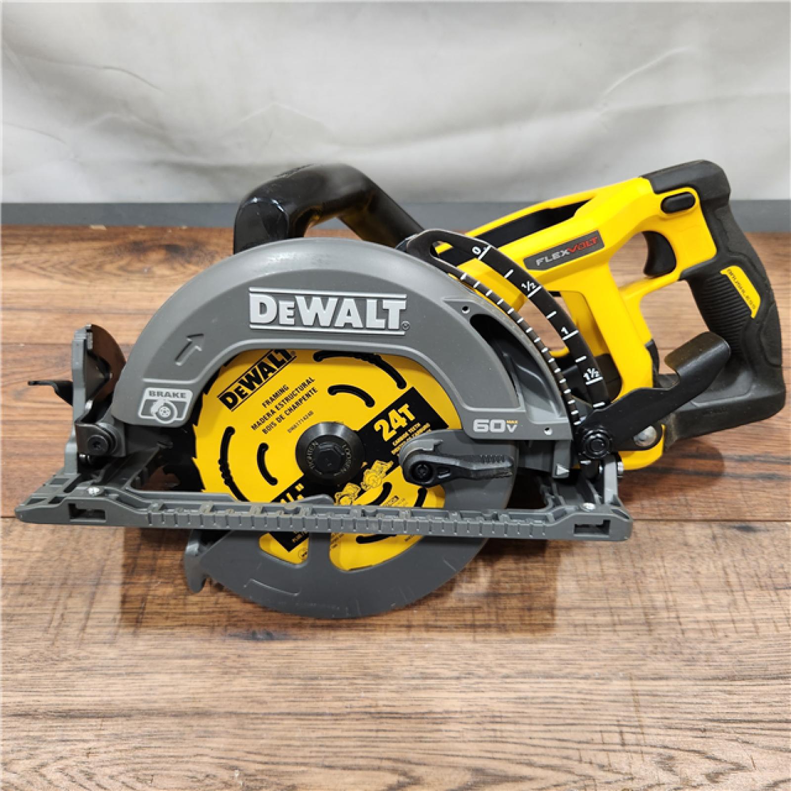 AS-IS FLEXVOLT 60V MAX Cordless Brushless 7-1/4 in. Wormdrive Style Circular Saw (Tool Only)