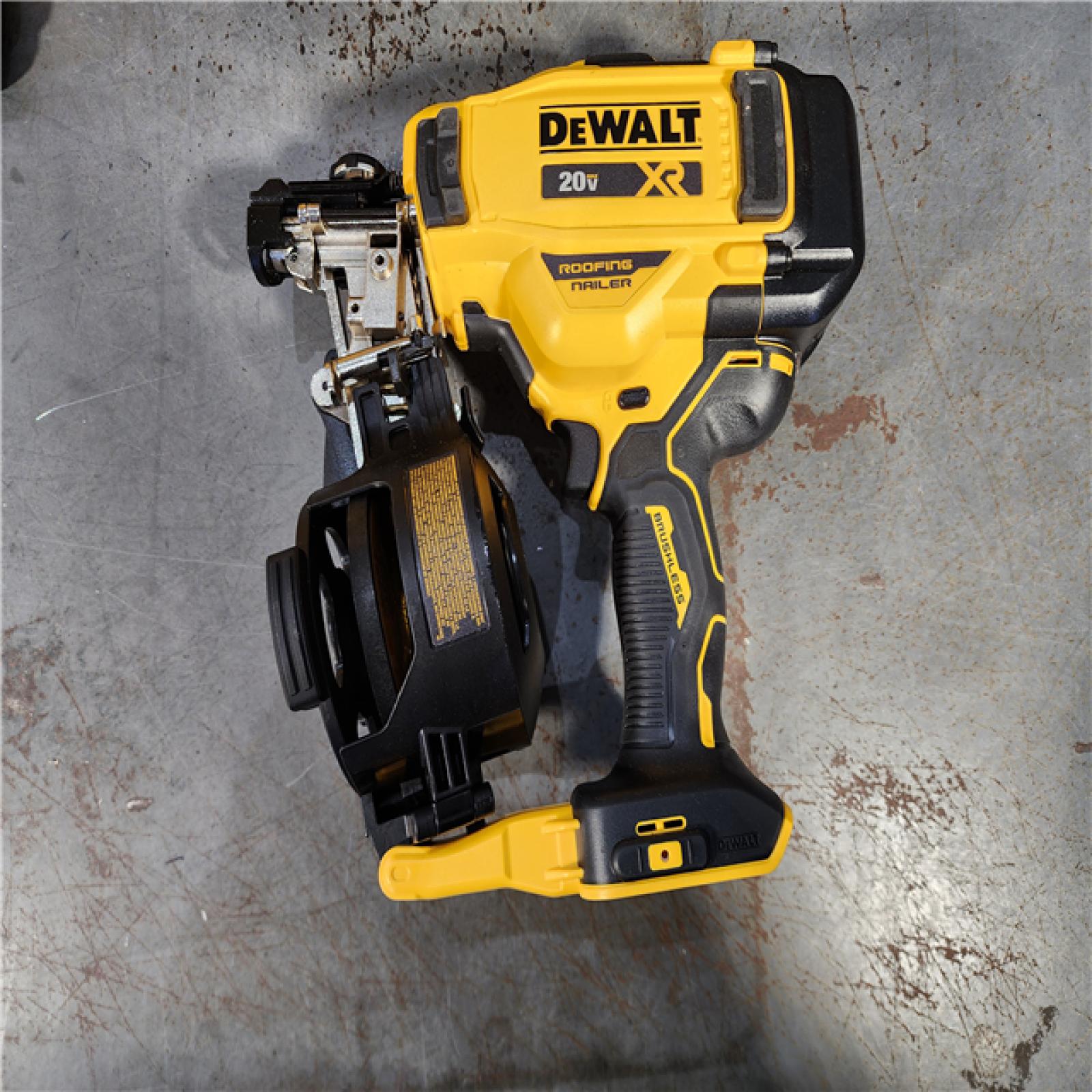 HOUSTON LOCATION - AS-IS DEWALT 2007898 Roofing Nailer Cordless