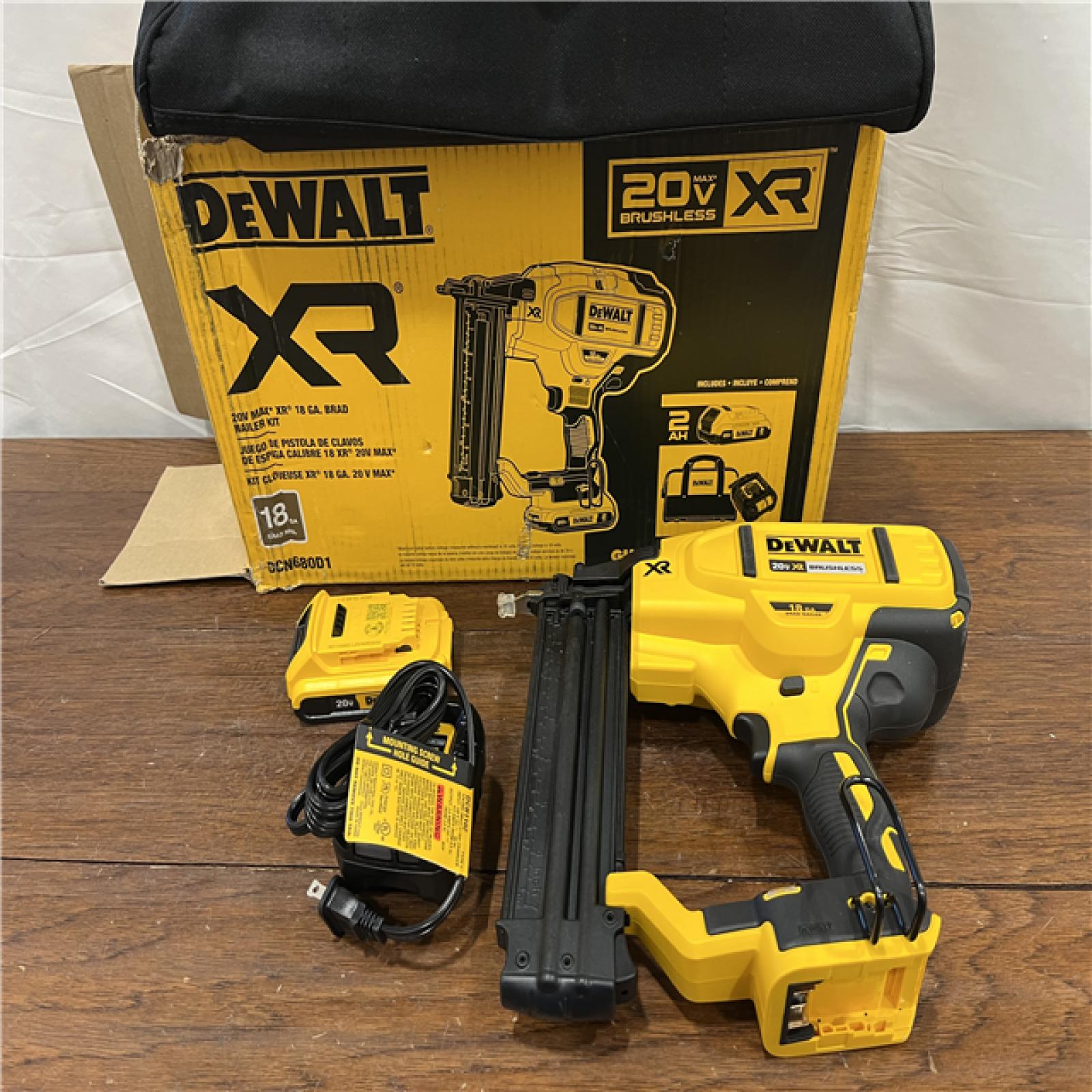 AS-ISDEWALT 20V MAX XR 18 Gauge Brad Nailer Kit