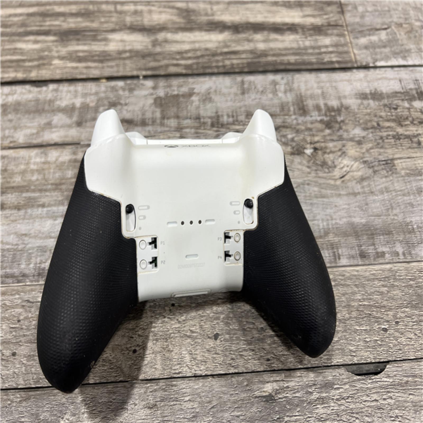 AS-IS Microsoft - Elite Series 2 Core Wireless Controller for Xbox Series X, Xbox Series S, Xbox One, and Windows PCs - White