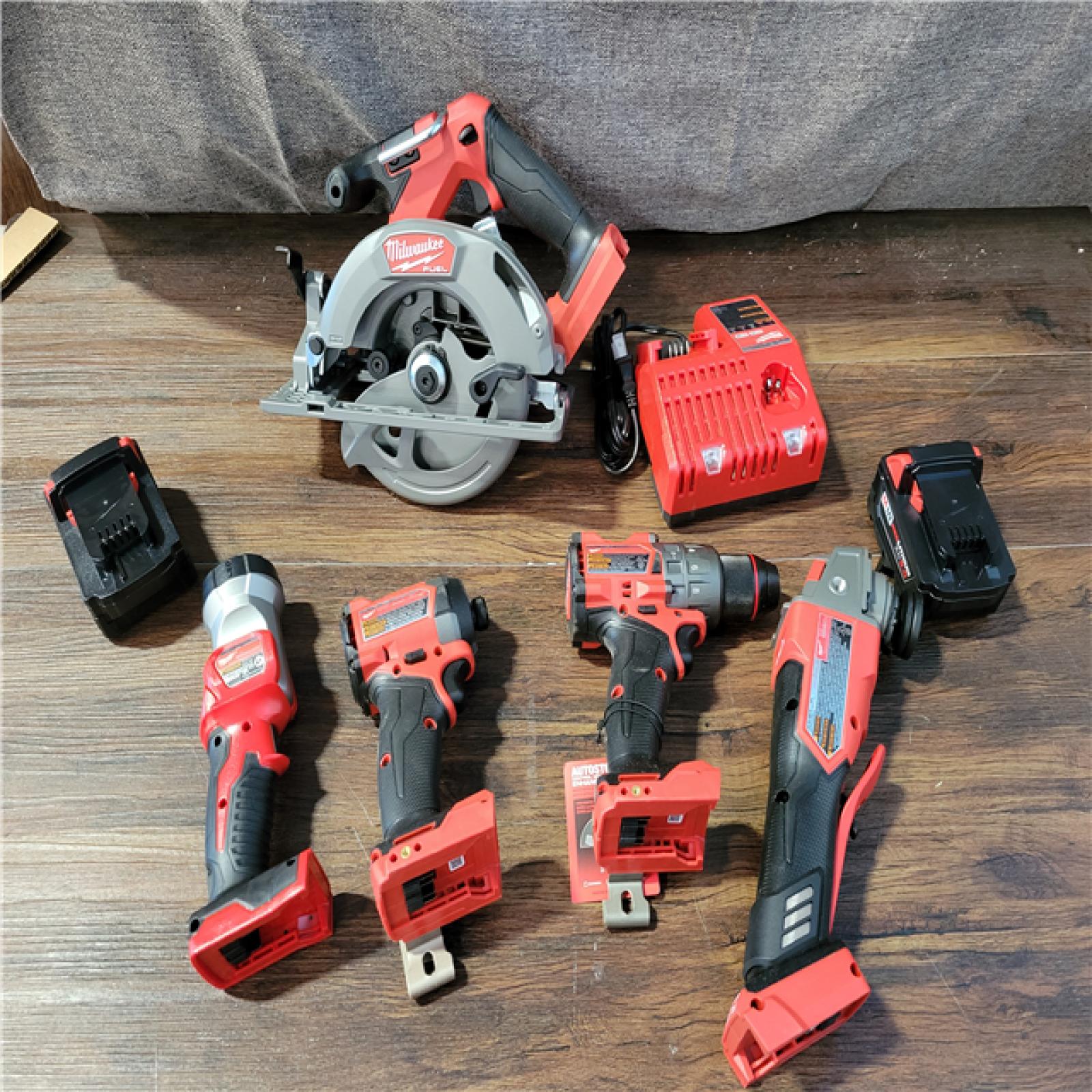 CALIFORNIA AS-IS MILWAUKEE M18 FUEL 5-TOOL COMBO KIT (2 BATTERIES, CHARGER, AND BAG INCLUDED) (MISSING 1 BATTERY)