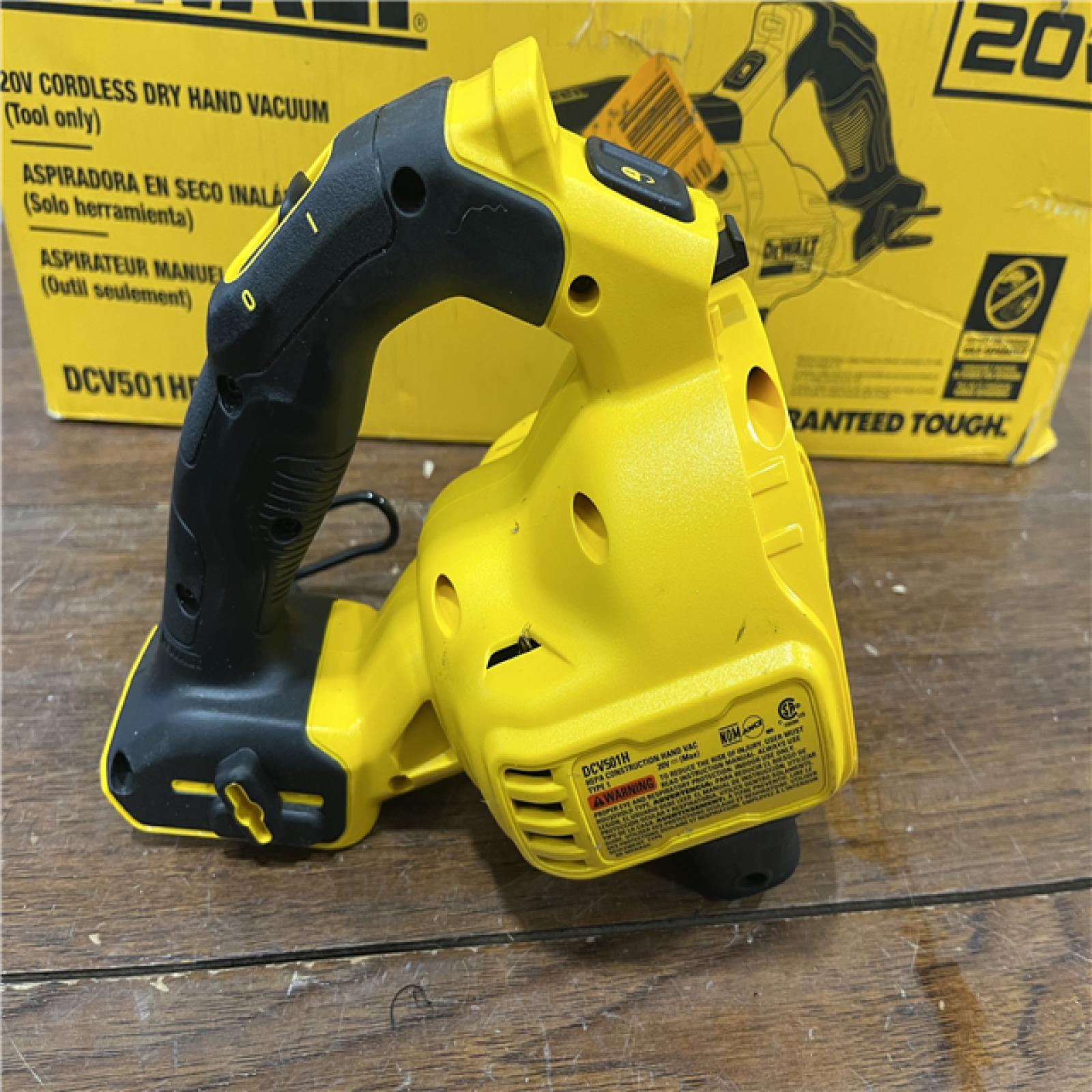 AS-ISDEWALT 20V Lithium-Ion Cordless Dry Hand Vacuum kit  (Tool Only)