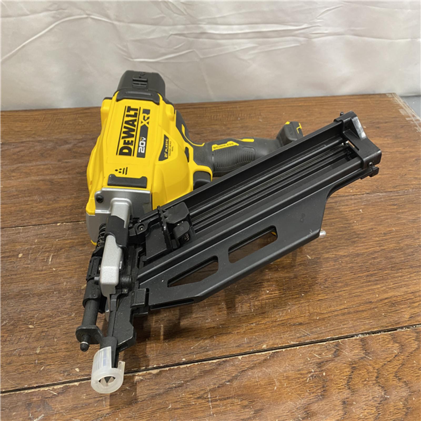 AS-ISDEWALT 20-Volt 21Â° Cordless Framing Nailer (Tool-Only)