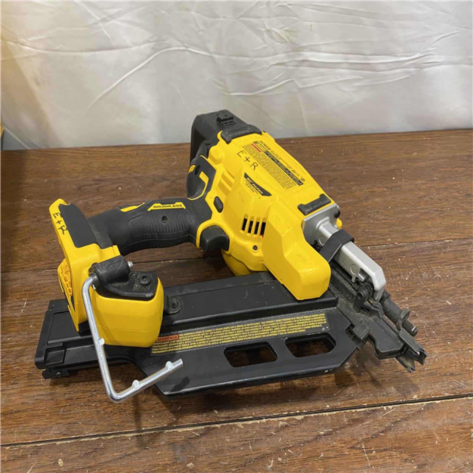 AS-ISDEWALT 20-Volt 30Â° Cordless Framing Nailer (Tool-Only)