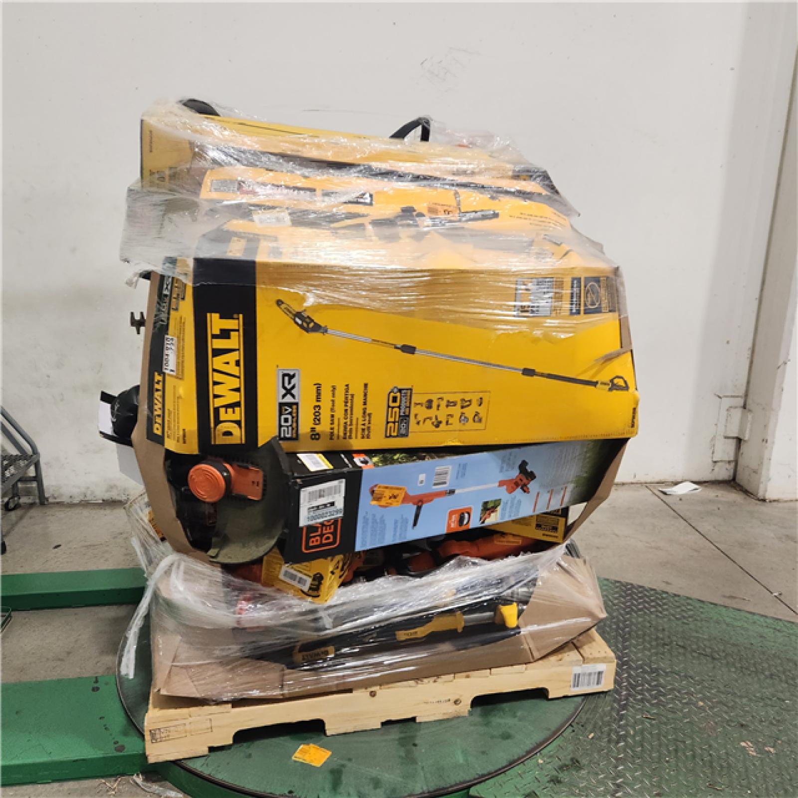 Dallas Location - As-Is DEWALT Tool Pallet