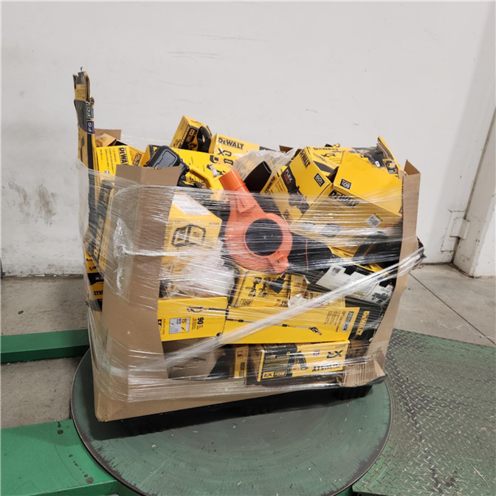 Dallas Location - As-Is DEWALT Tool Pallet