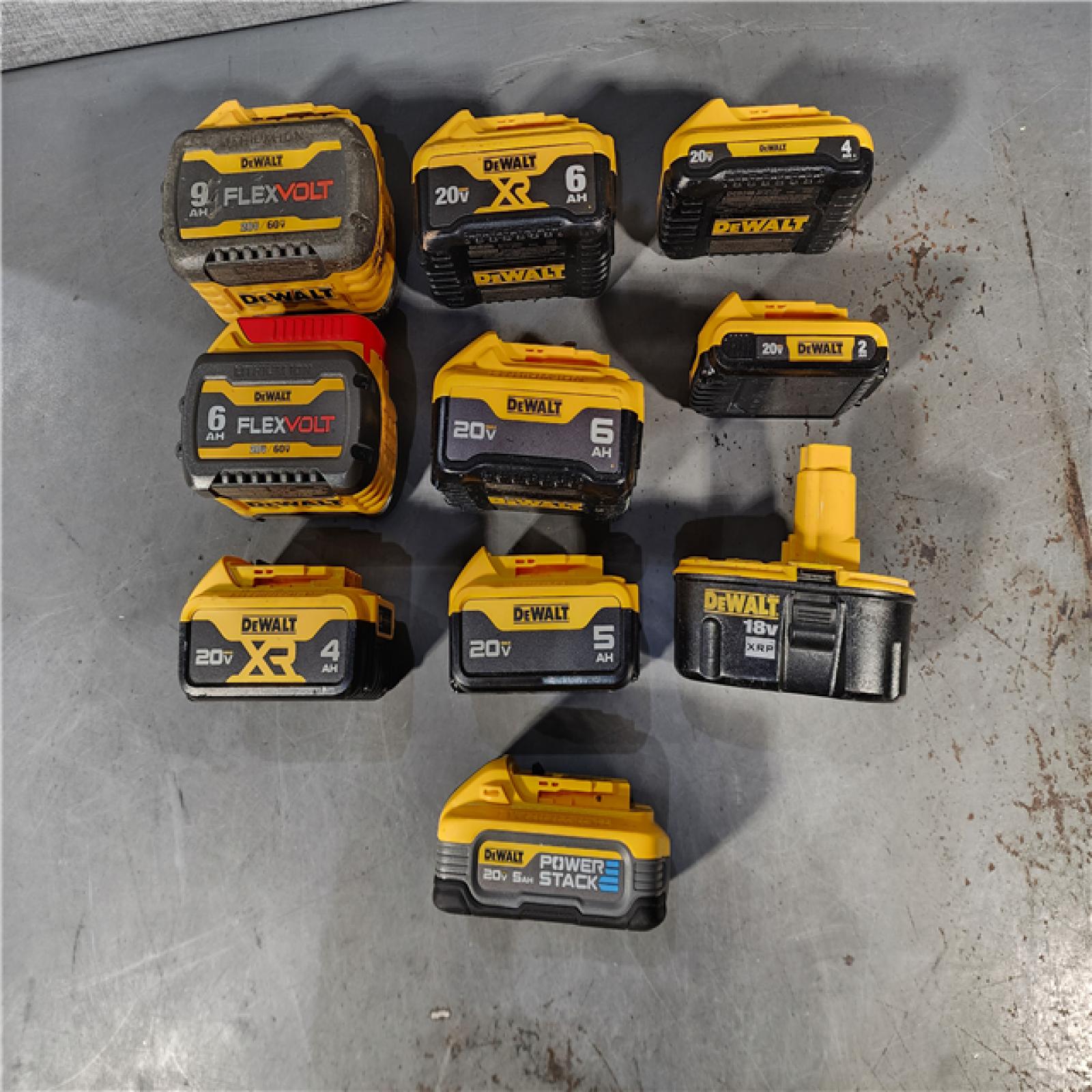 HOUSTON LOCATION - AS-IS DEWALT BATTERY PACK QTY - 15