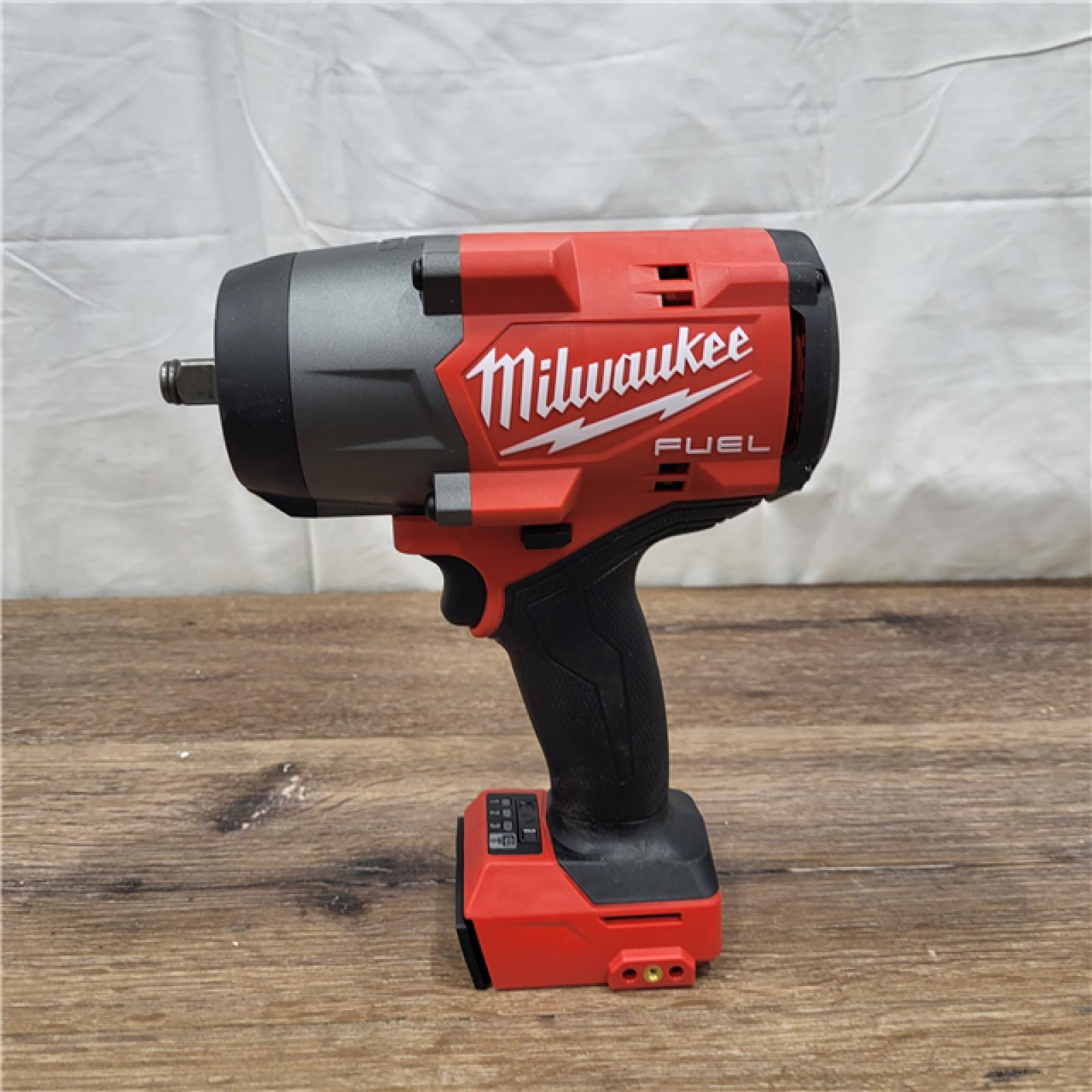 AS-IS Milwaukee M18 FUEL Brushless Cordless High-Torque 1/2 in. Impact Wrench W/Friction Ring Kit