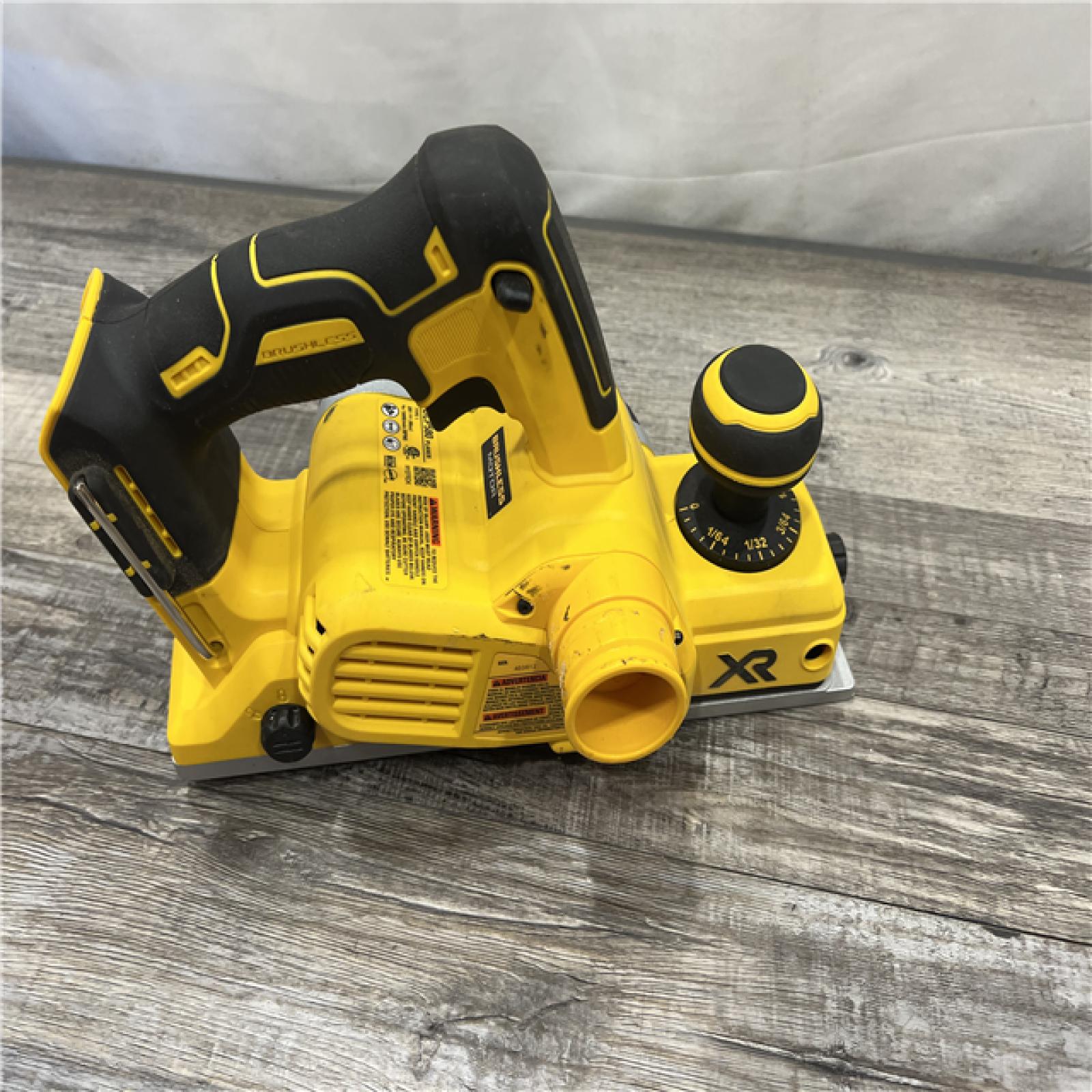 AS-IS DEWALT DCP580B 20V MAX Lithium Ion Brushless Planer