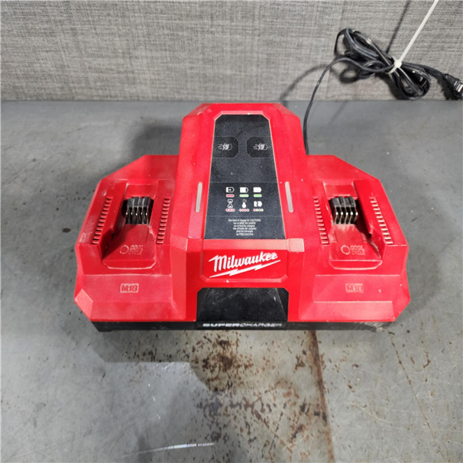 HOUSTON LOCATION - AS-IS M18 18V Lithium-Ion REDLITHIUM FORGE 8.0 Ah Battery Pack with M18 18V Dual Bay Simultaneous Super Charger