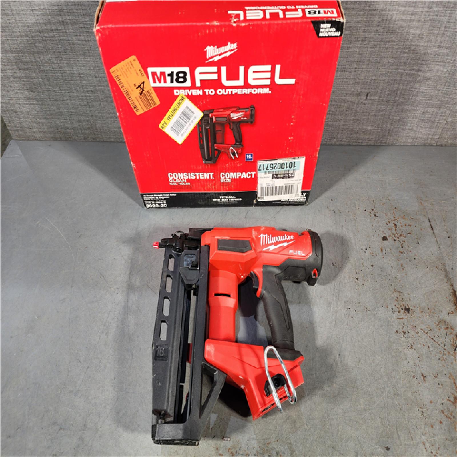 HOUSTON LOCATION - AS-IS Milwaukee Tool Cordless Finish Nail Gun 18 V 3020-20 (TOOL ONLY)