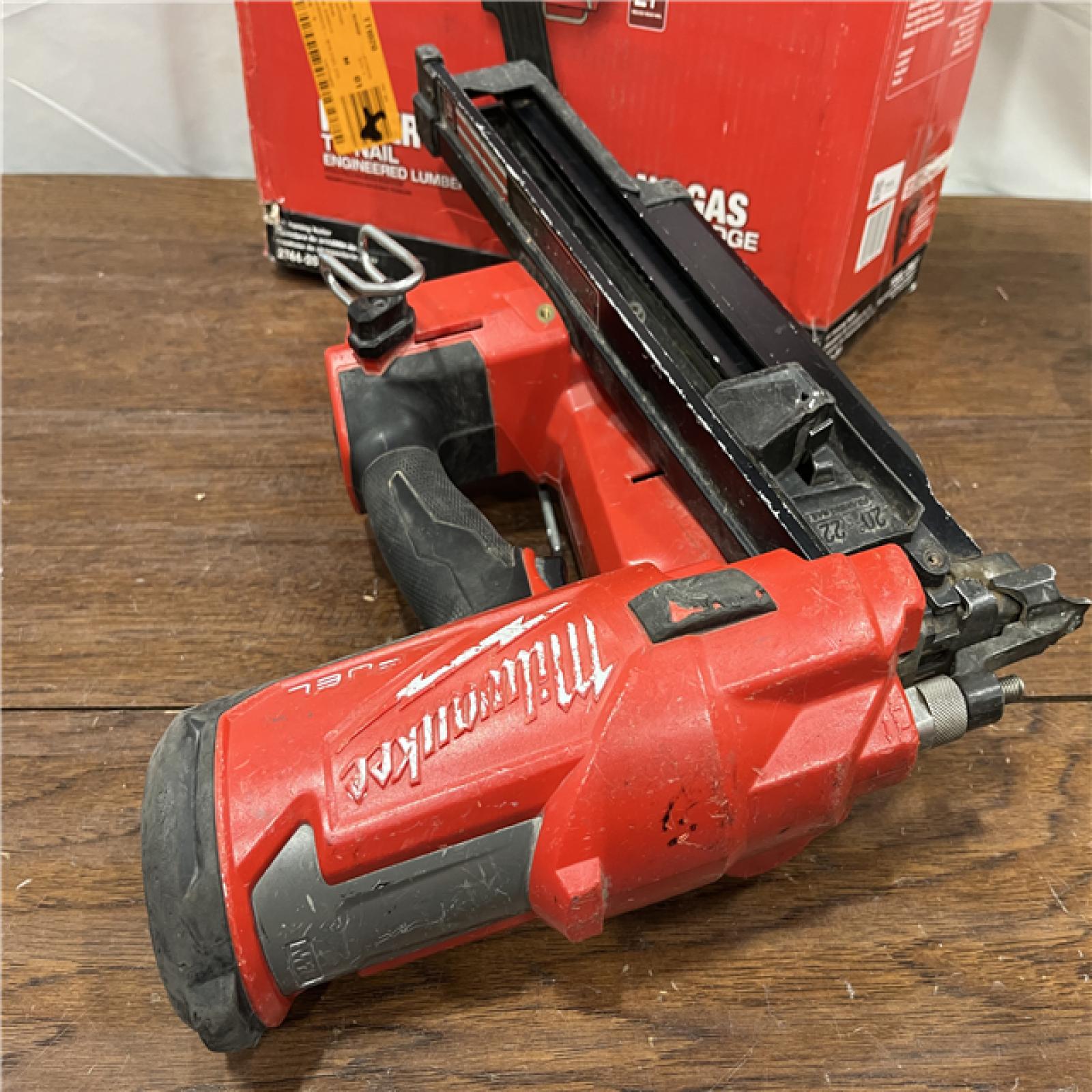 AS-ISMilwaukee 2744-20 M18 FUEL 21-Degree Cordless Framing Nailer (Tool Only)