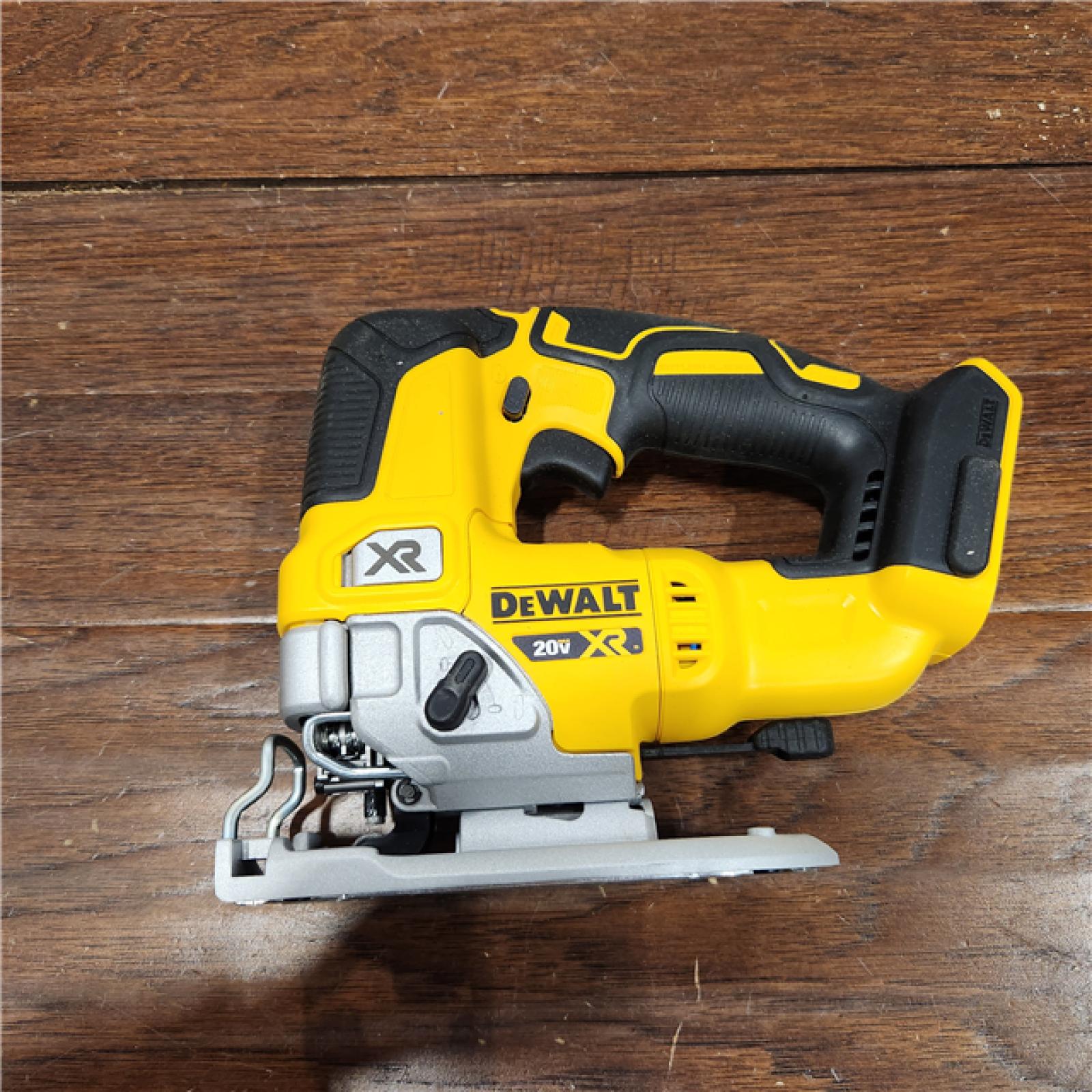 AS-IS 20V MAX XR Cordless Brushless Jigsaw (Tool Only)