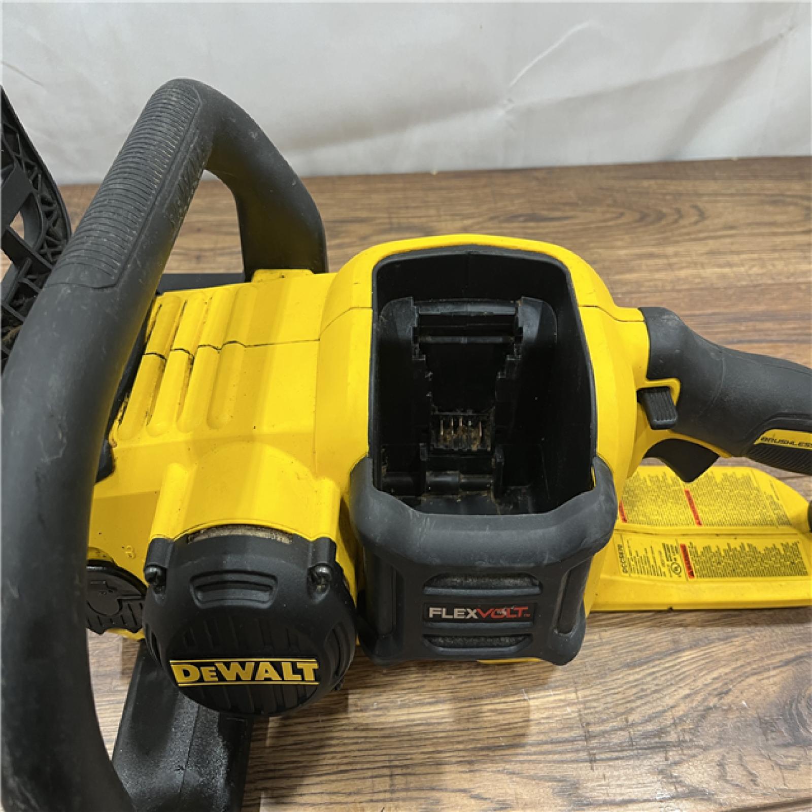 AS IS DEWALT DCCS672B FLEXVOLT 60V MAX Brushless Cordless 18 Chainsaw (Tool Only)