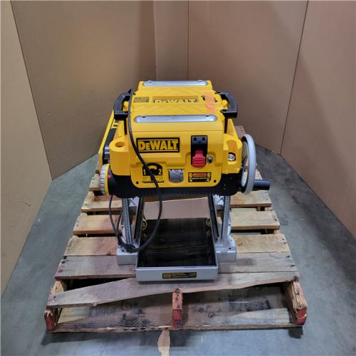 CALIFORNIA AS-IS DEWALT 13 THICKNESS PLANER WITH HEAVY DUTY MOBILE PLANER STAND