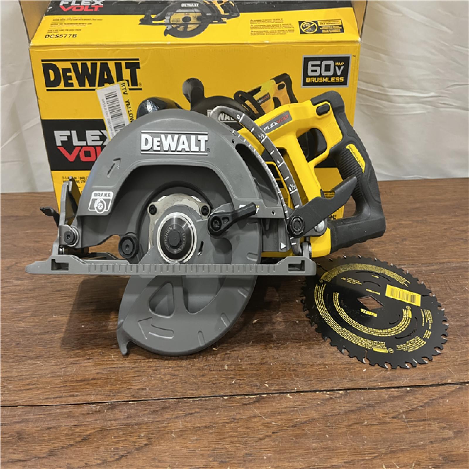 AS-ISDEWALT FLEXVOLT 60V MAX Cordless Brushless 7-1/4 in. Wormdrive Style Circular Saw (Tool Only)