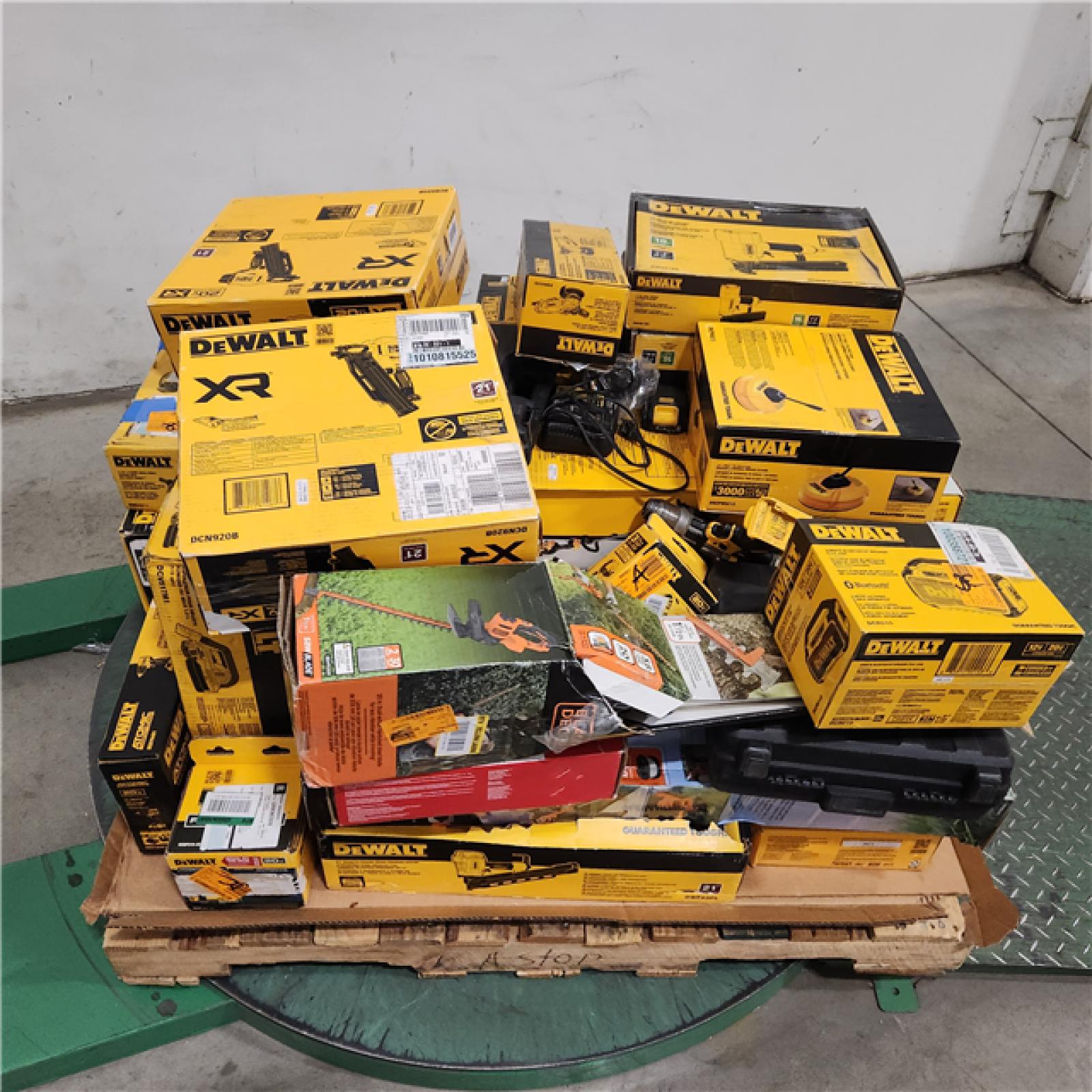 Dallas Location - As-Is DEWALT Tool Pallet