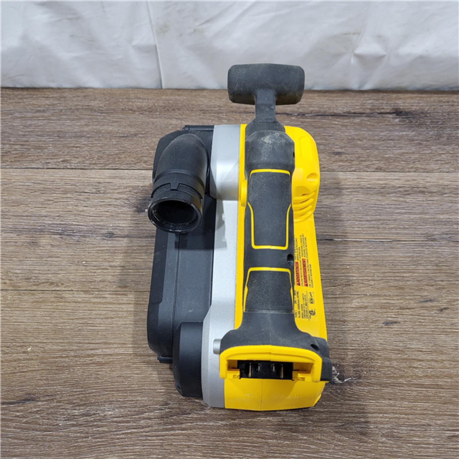 AS-IS DEWALT 20V MAX* XR Brushless Cordless Belt Sander